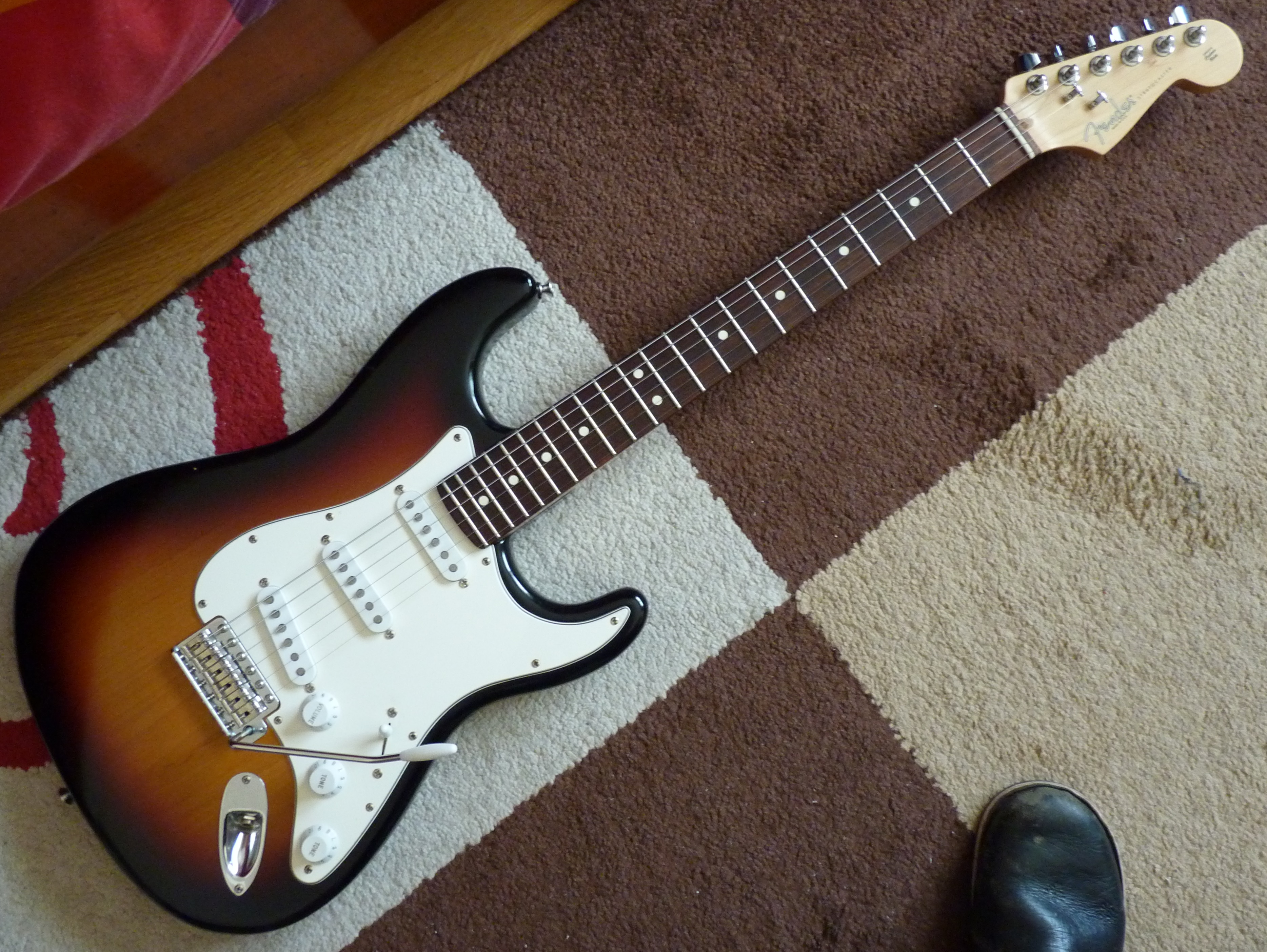 2006 fender highway one stratocaster