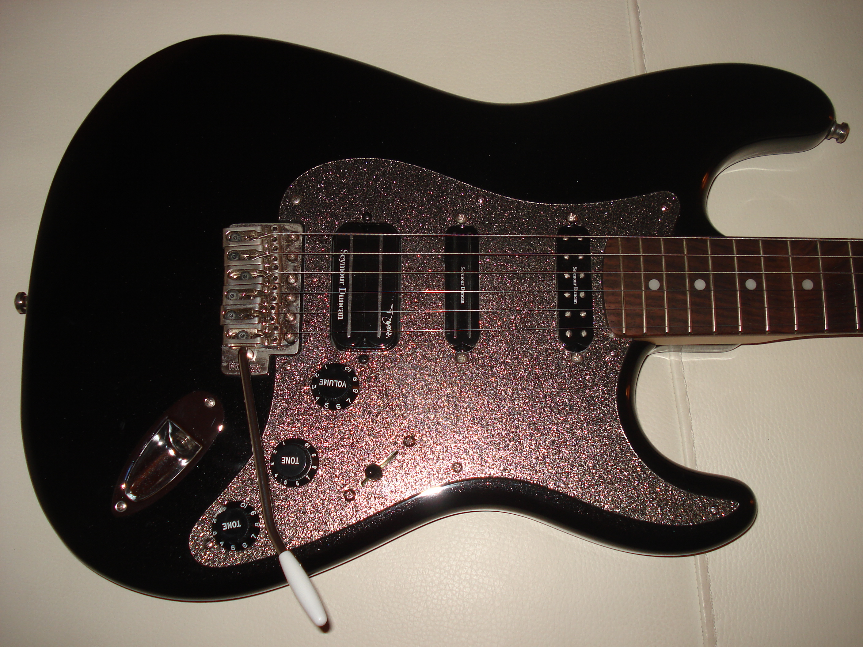 Fender Highway One Stratocaster HSS [20062011] image (277653