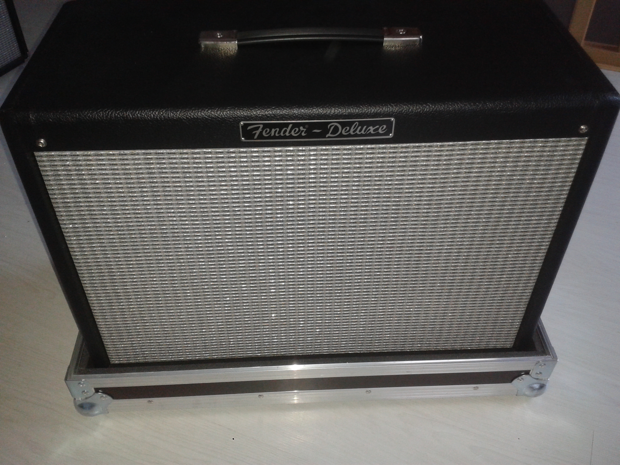 Fender Hot Rod Deluxe 112 Enclosure image (1631308) Audiofanzine