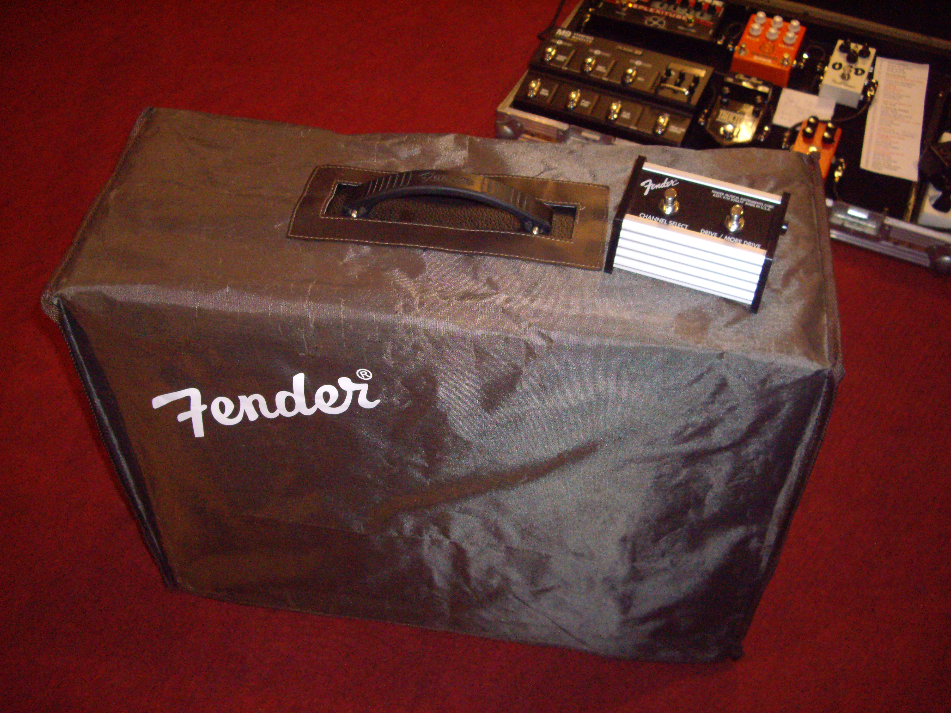 Fender Hot Rod Deluxe 112 Enclosure Tweed image (663634) Audiofanzine