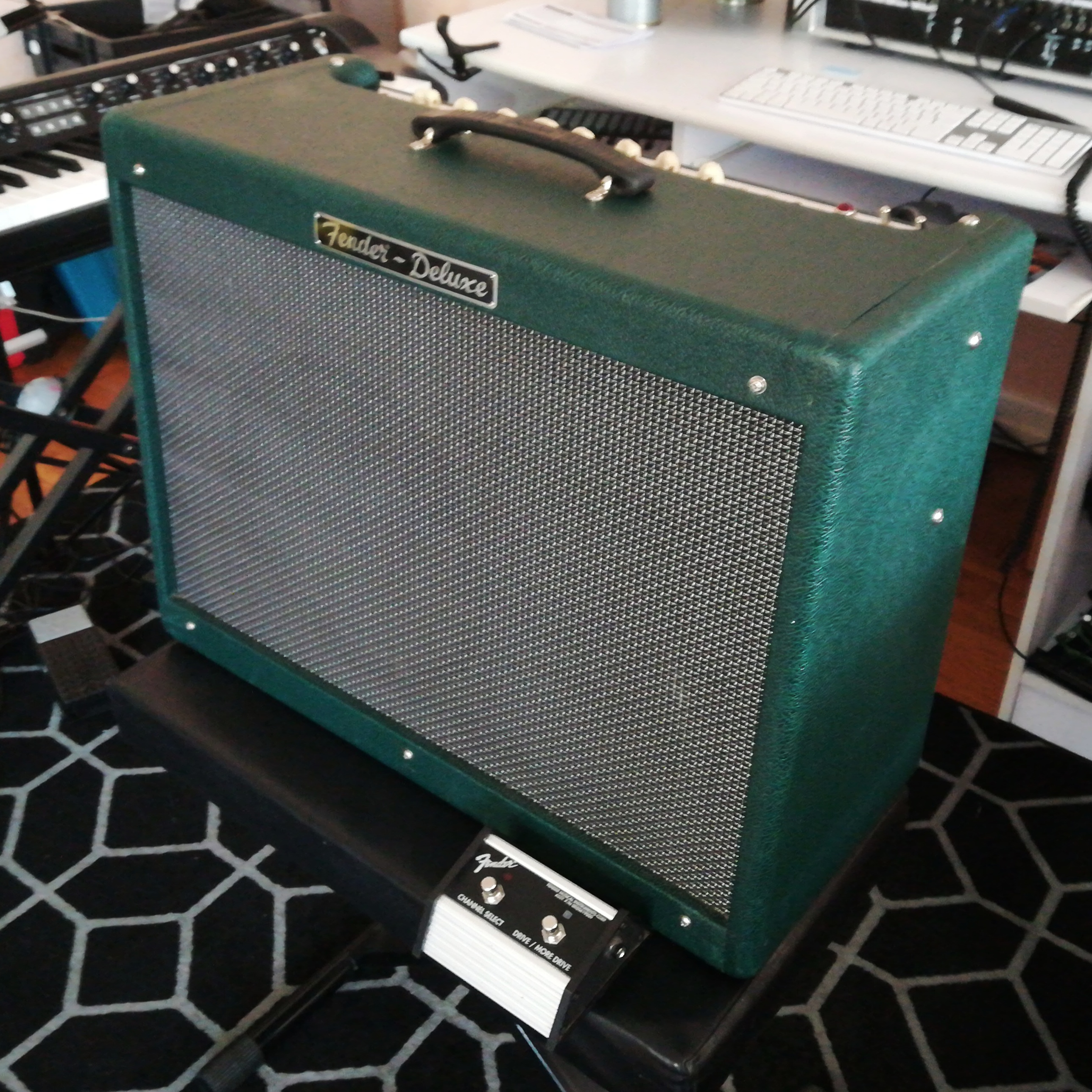 HOT ROD DELUXE EMERALD GREEN & EMINENCE PATRIOT CANNABIS REX LIMITED