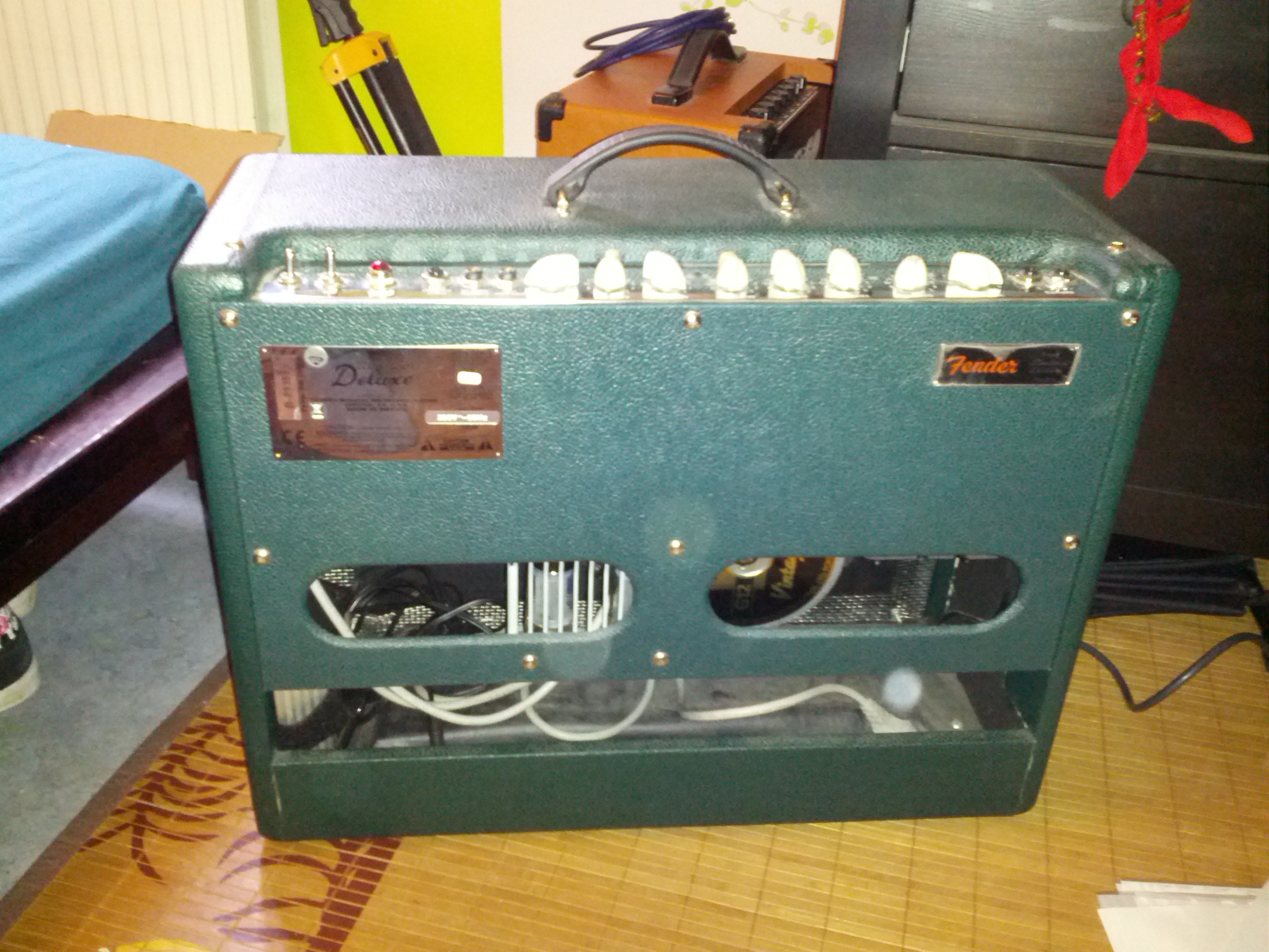 Fender Hot Rod Deluxe Emerald Green & Eminence Patriot Cannabis Rex