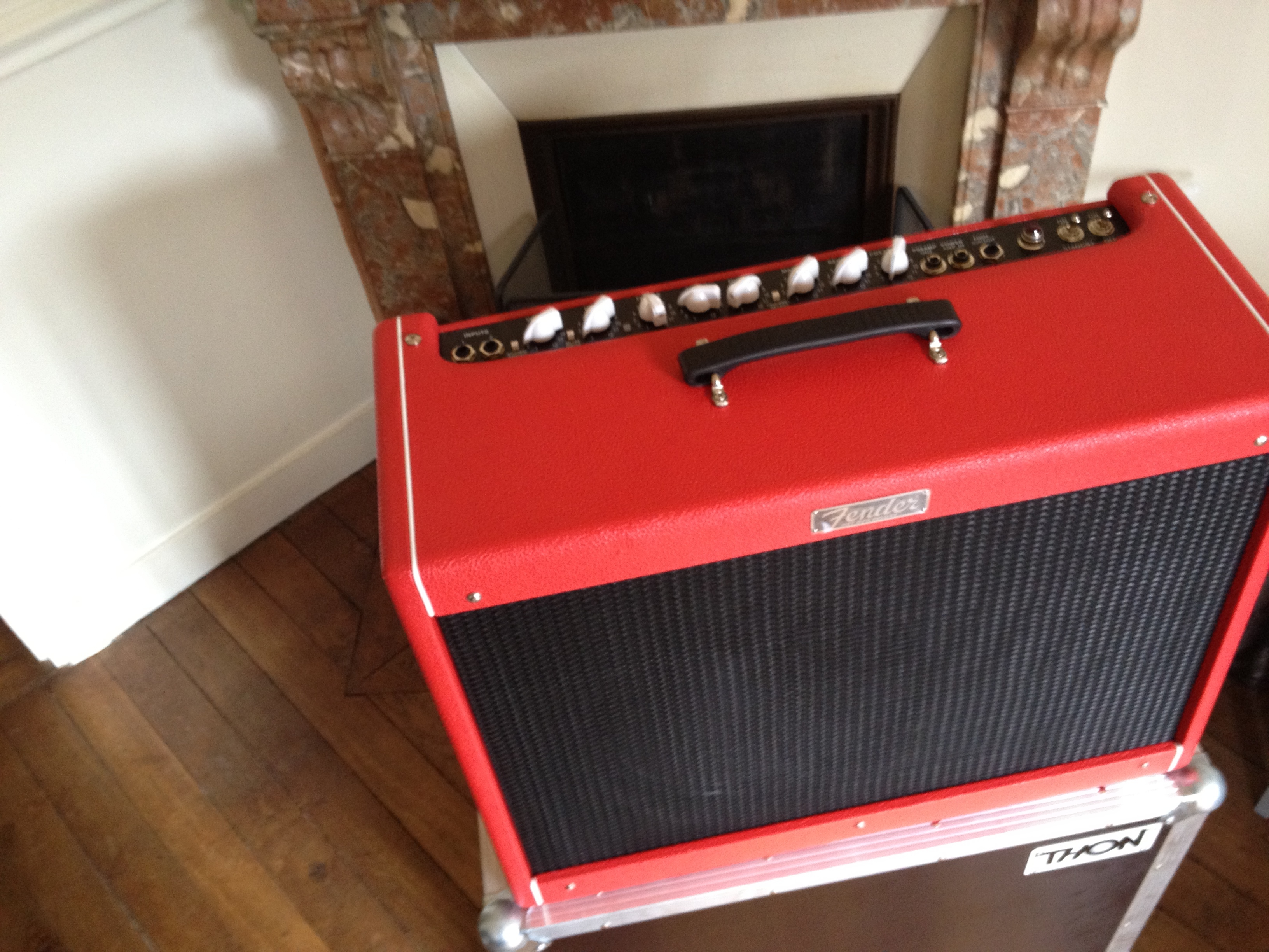 Fender Hot Rod Deluxe III Red October & Eminence Red Coat Wizard
