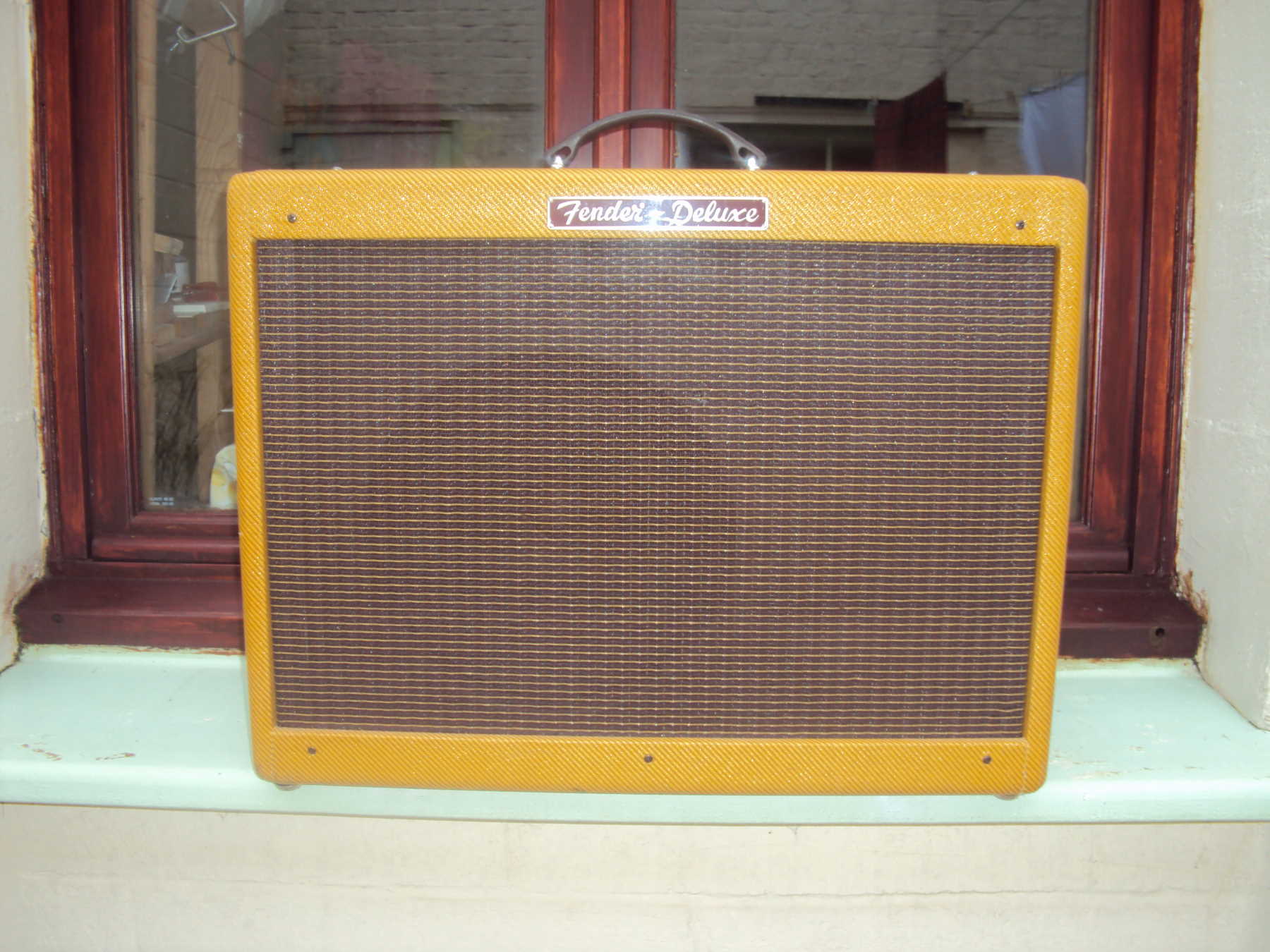 Fender Hot Rod Deluxe Lacquered Tweed & Jensen C12N Limited Edition image (149747) Audiofanzine