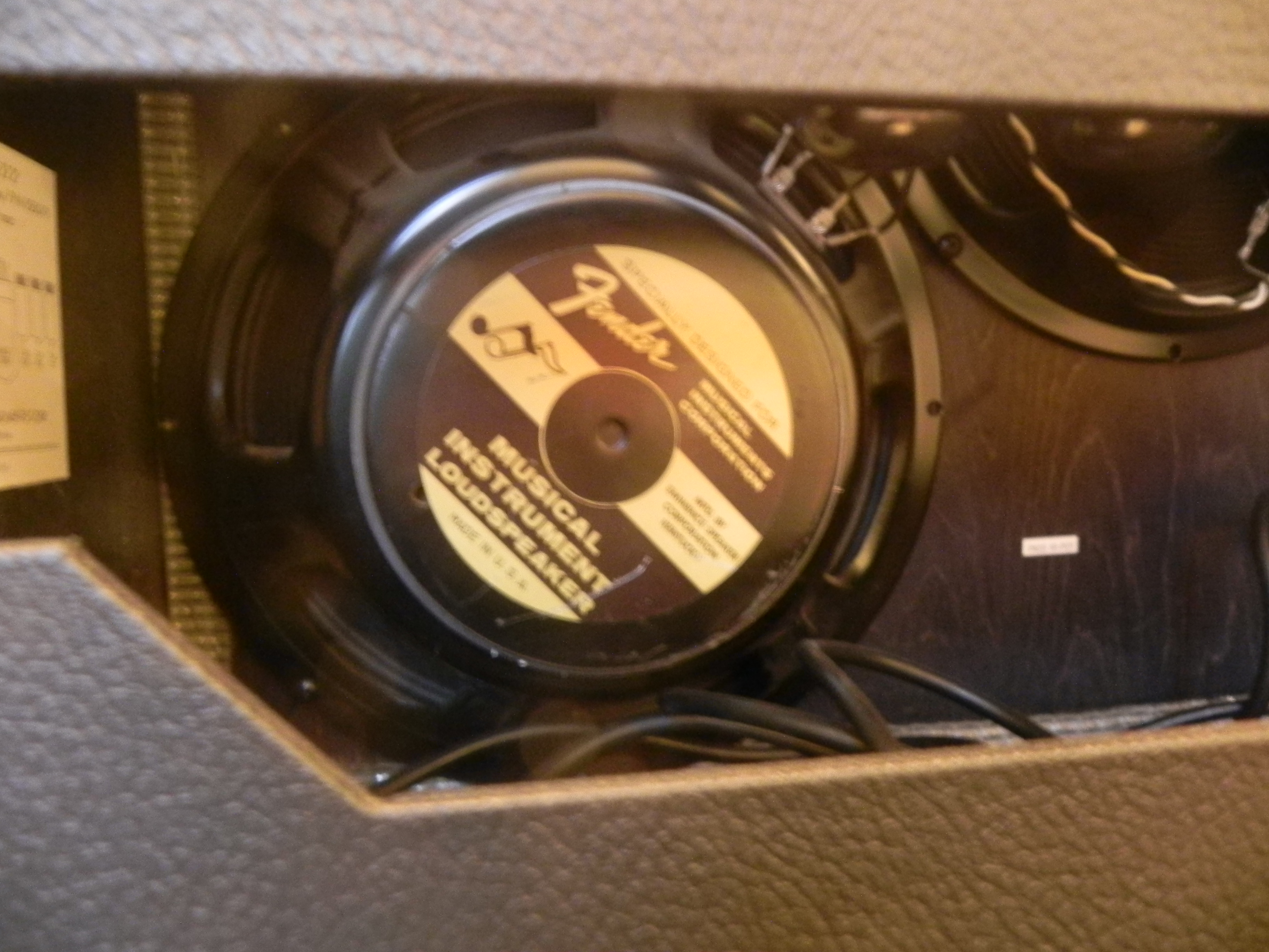 Photo Fender Hot Rod DeVille 212 DSCN2370.JPG (1687160) Audiofanzine