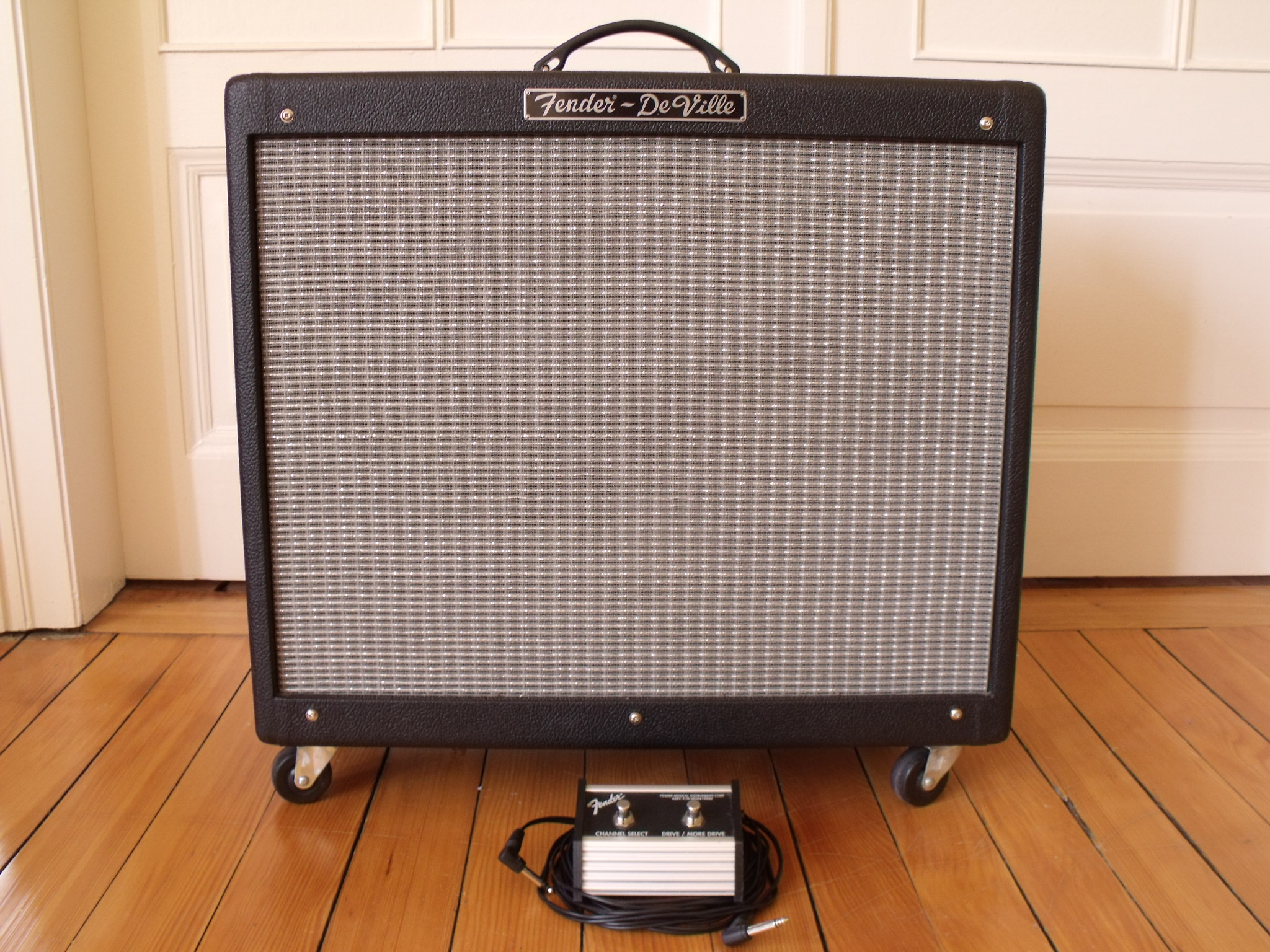 Fender Hot Rod DeVille 212 image (454842) Audiofanzine
