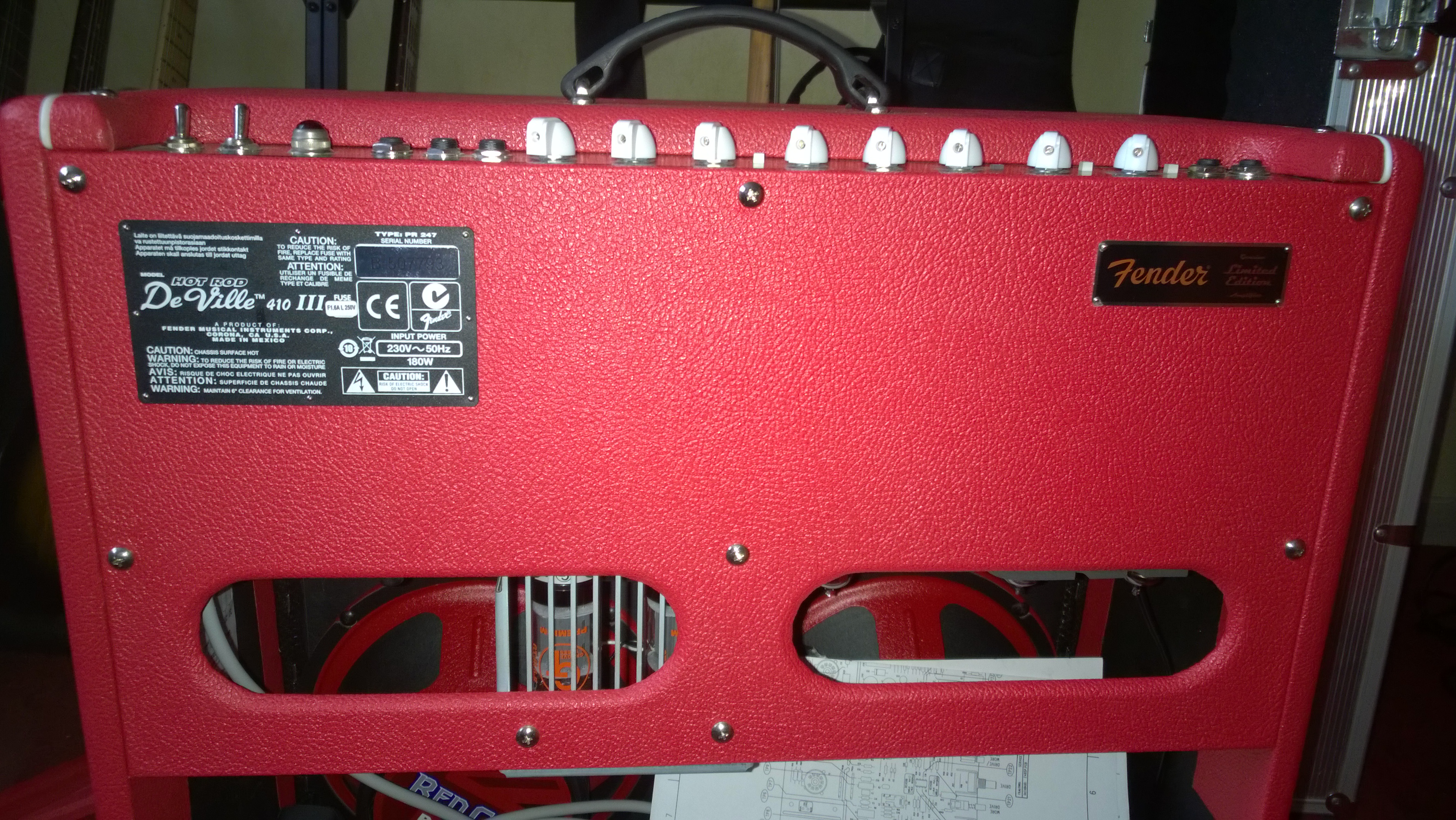 Photo Fender Hot Rod Deville 410 III Red October & Eminence Red Coat