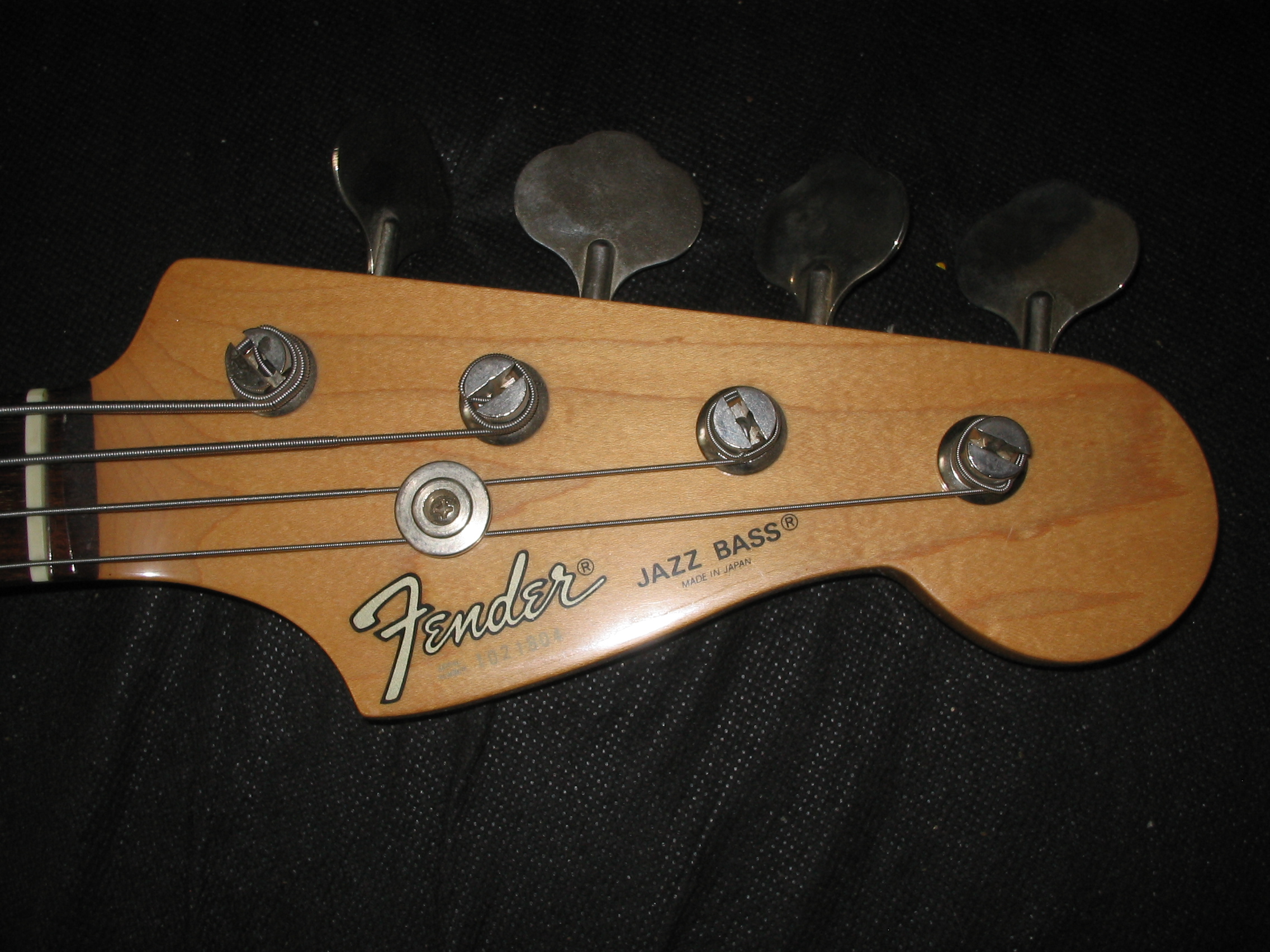 Fender Jazz Bass Japan image (#264738) - Audiofanzine