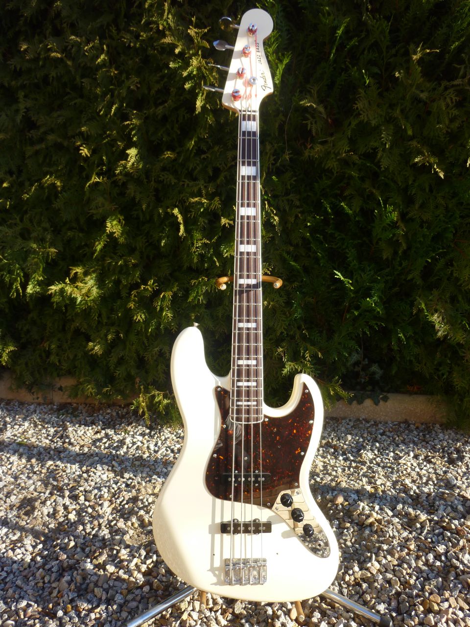 FENDER JAPAN JAZZ BASS ケース シールド 弦 セット