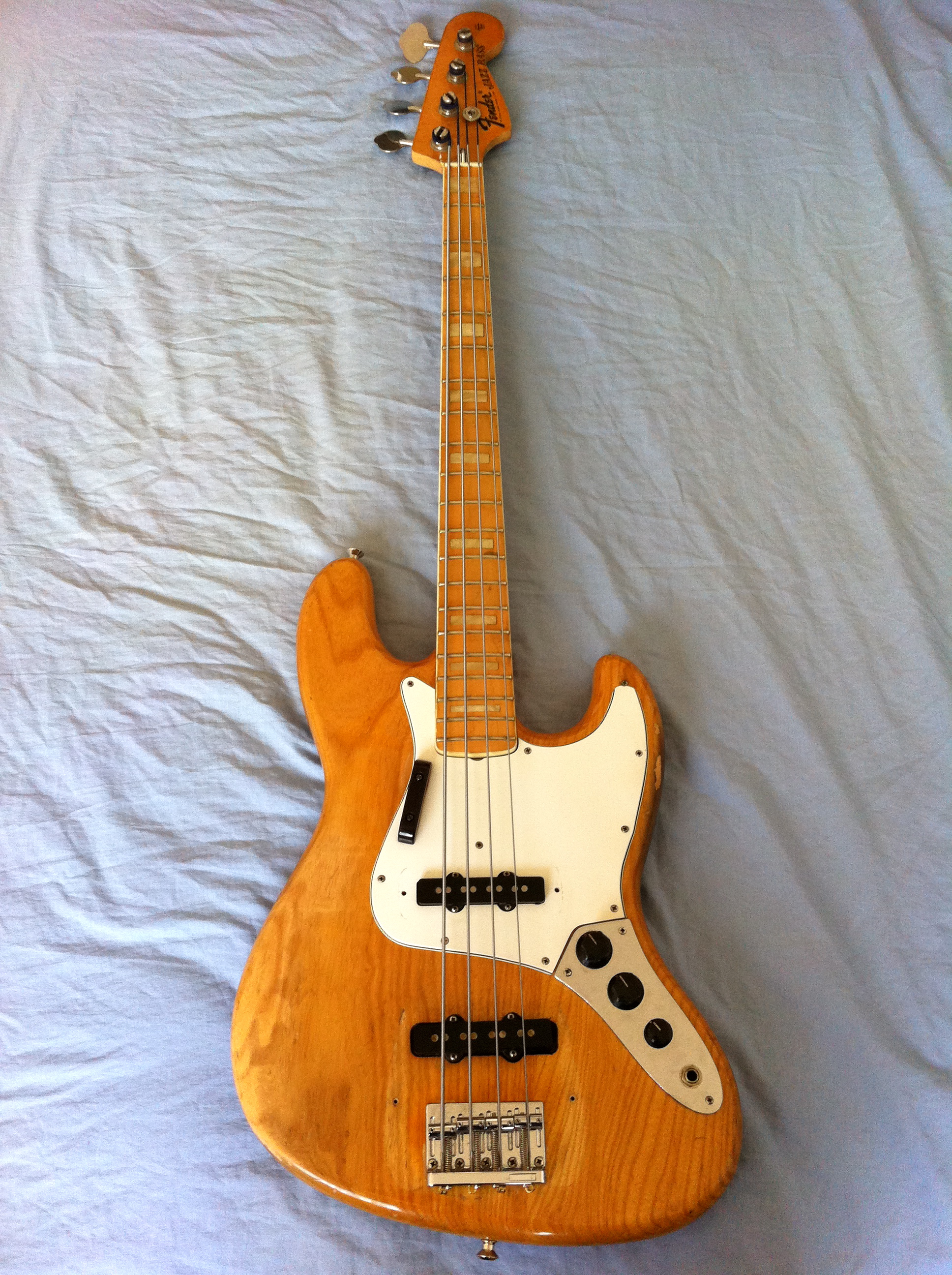 Fender Jazz Bass (1976) image (#1439548) - Audiofanzine