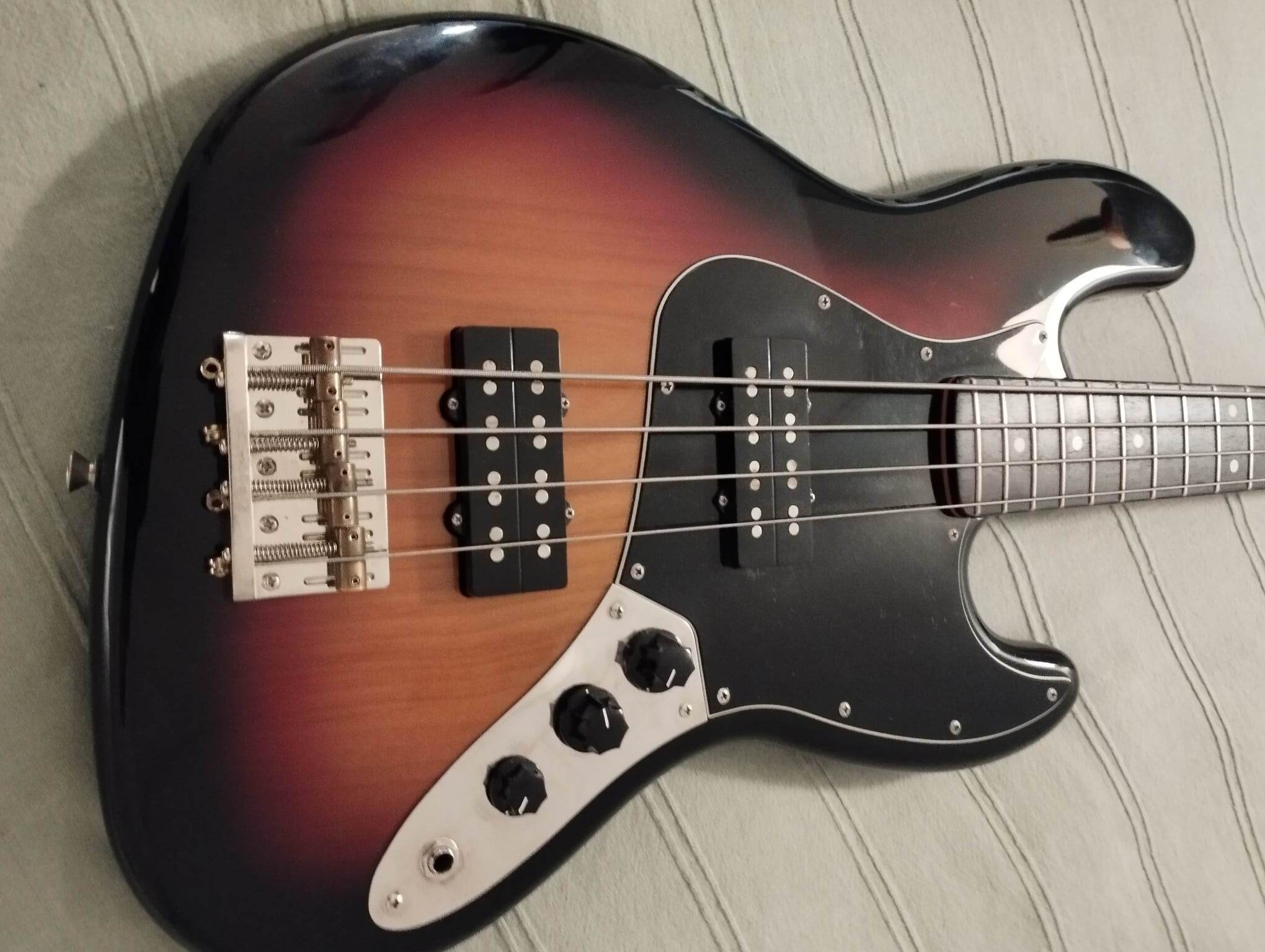 fender-modern-player-jazz-bass-5578977.jpg