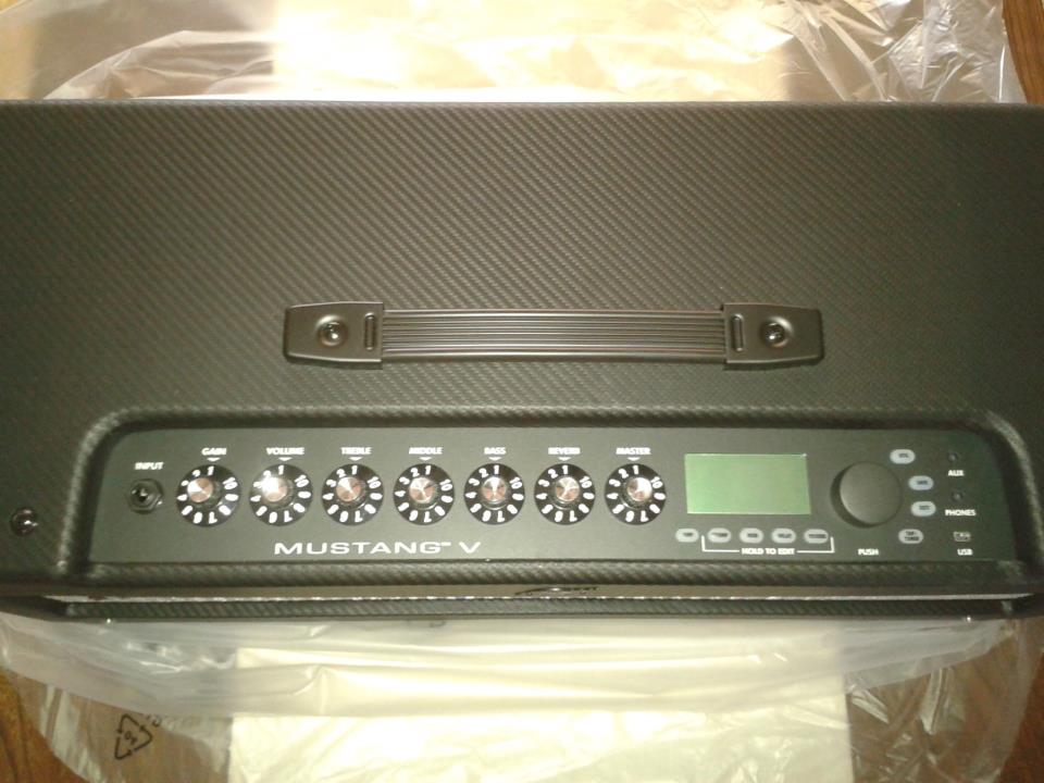 Photo Fender Mustang V Head Fender [Mustang Series] Mustang V Head