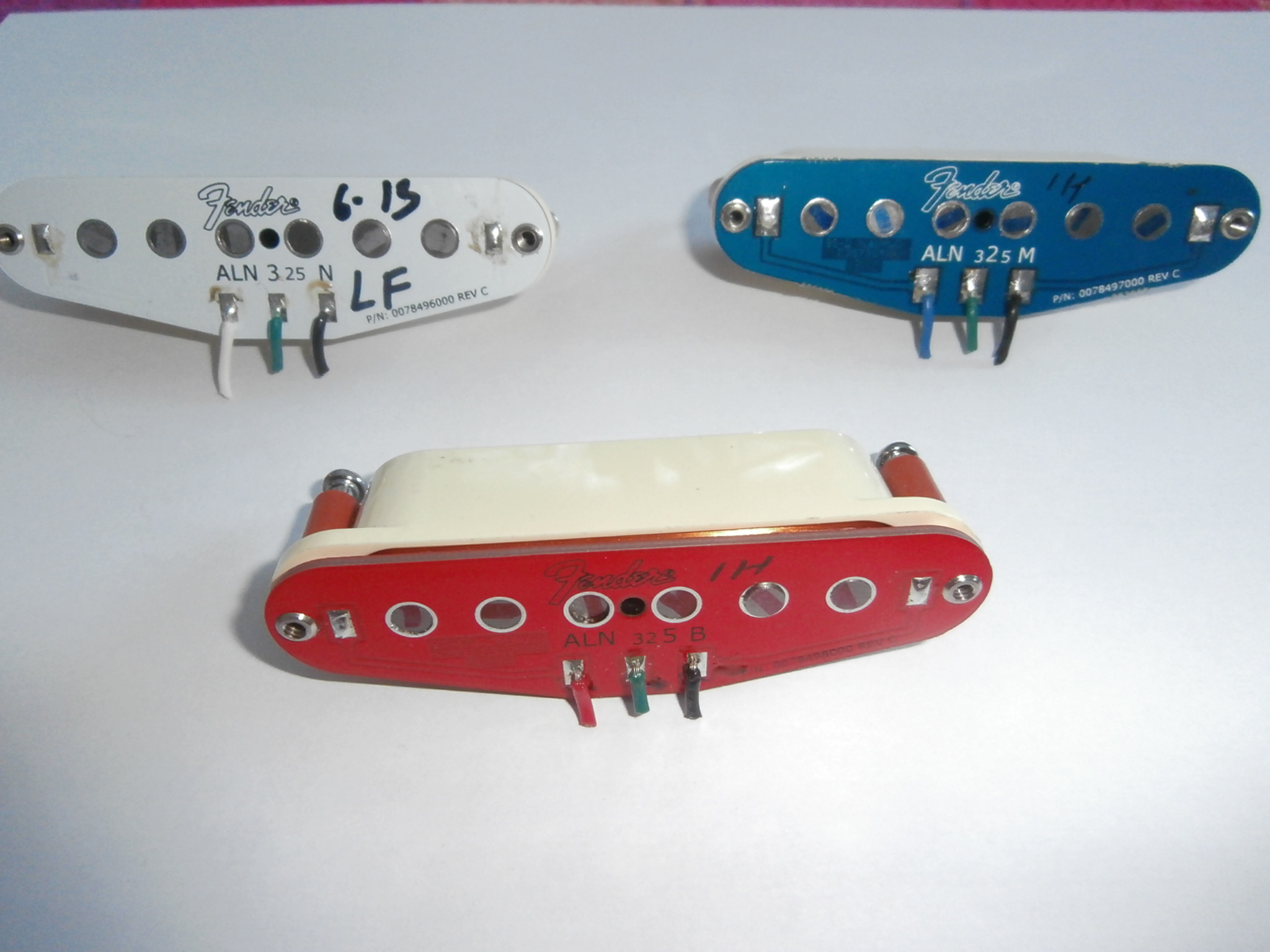 Fender N3 Noiseless Strat Pickup Set image (1003755) Audiofanzine