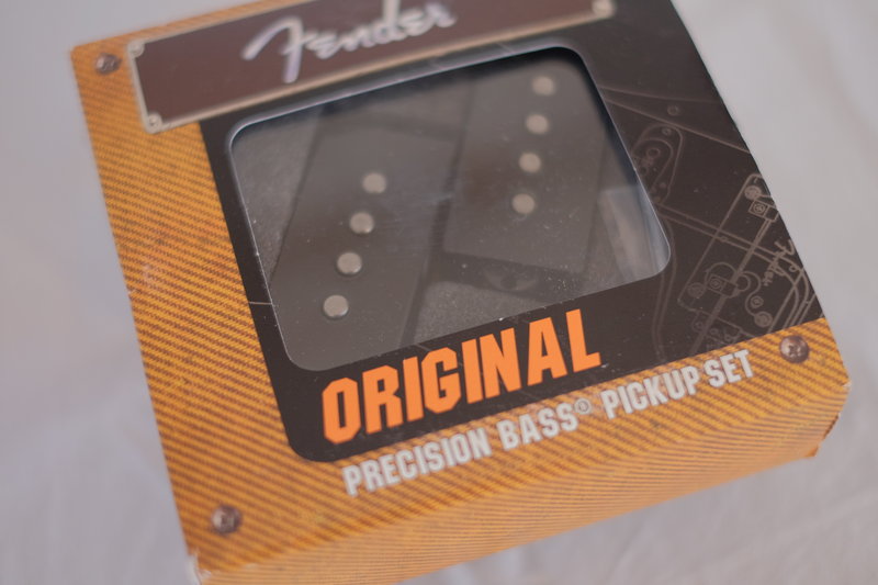 Photo Fender Original Precision Bass Pickups : Fender Original