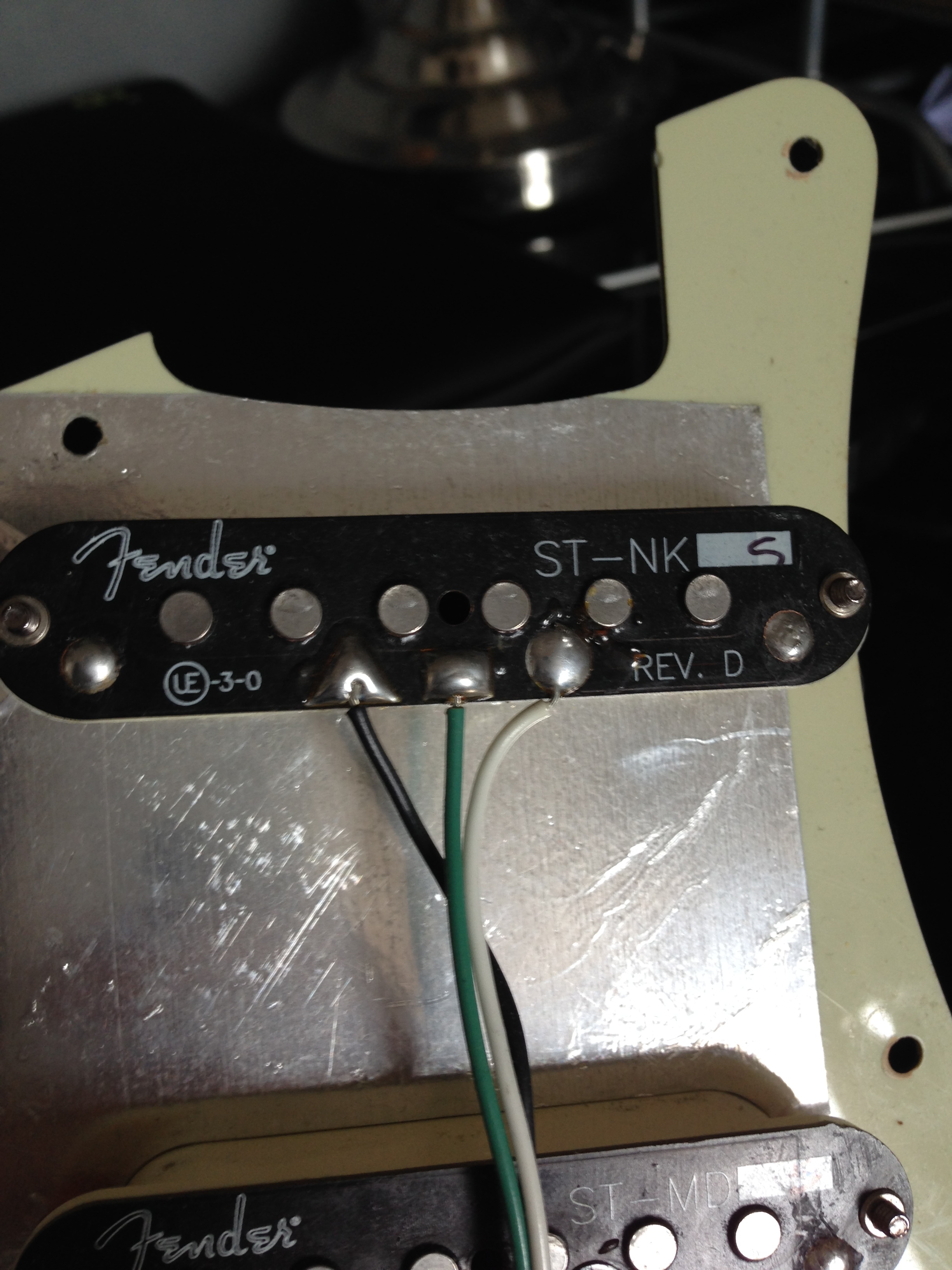 PICKGUARD STRATOCASTER HSS Fender Pickguard Stratocaster HSS