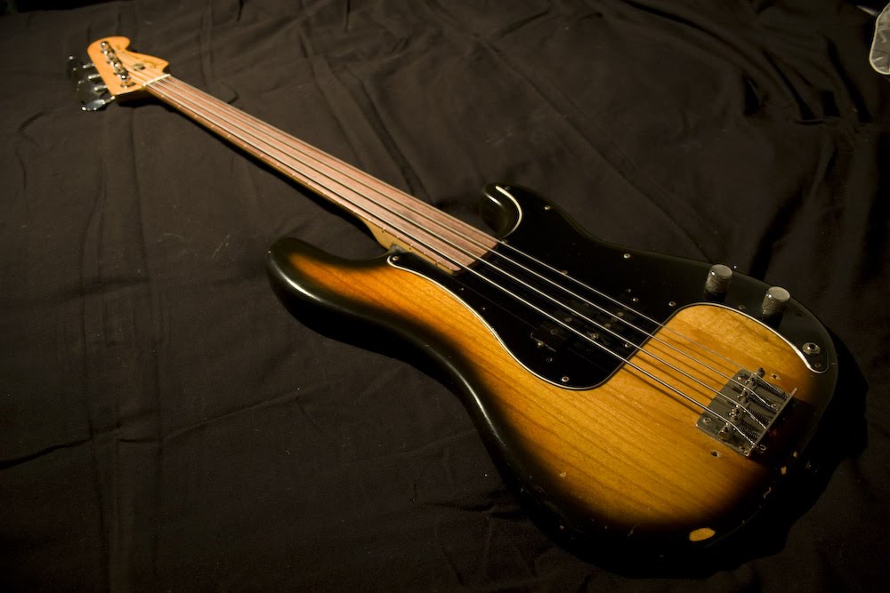Precision Bass Fretless (1978) Fender 