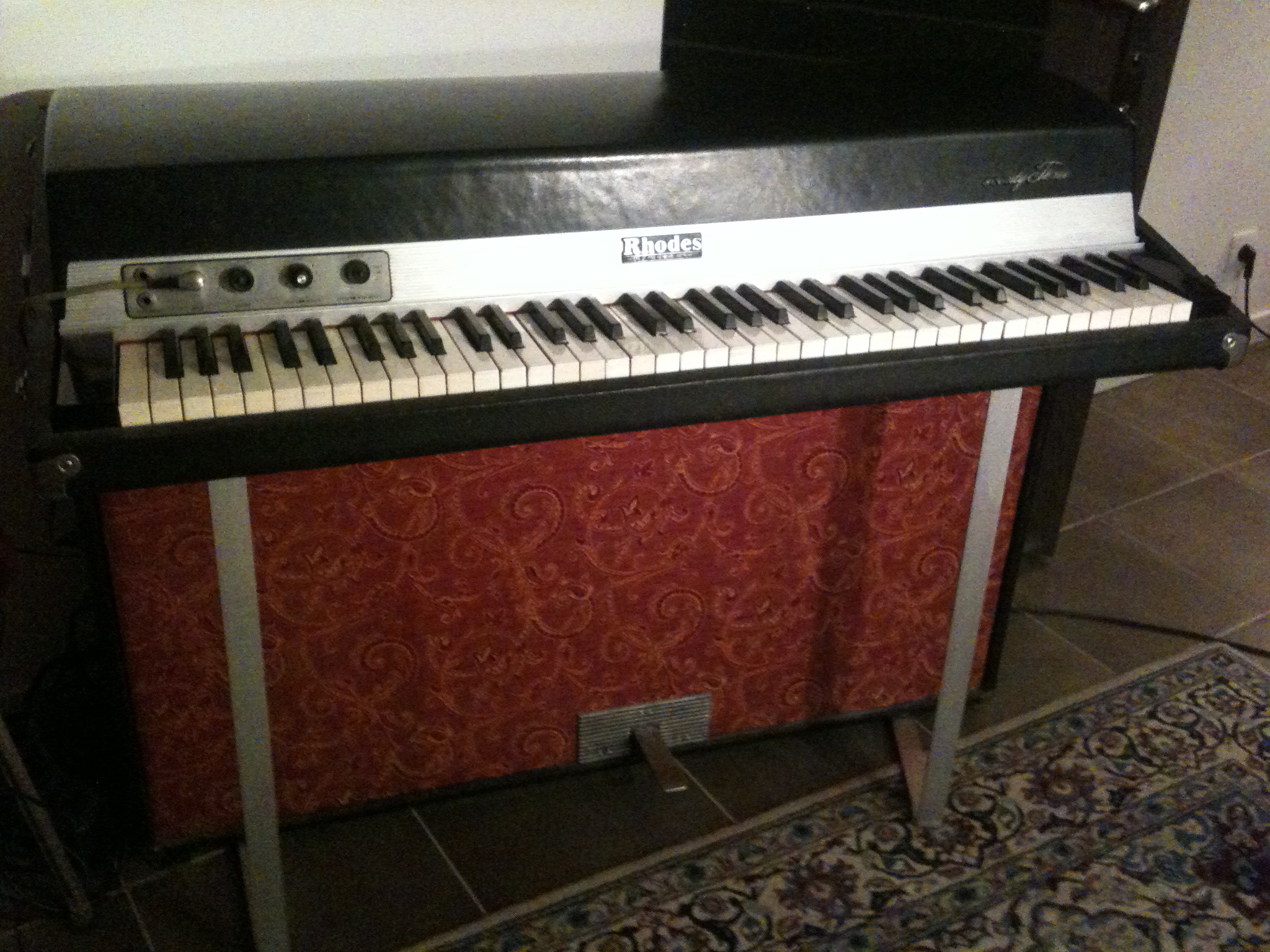 Fender Rhodes Mark I Suitcase 73 image (#335158) - Audiofanzine