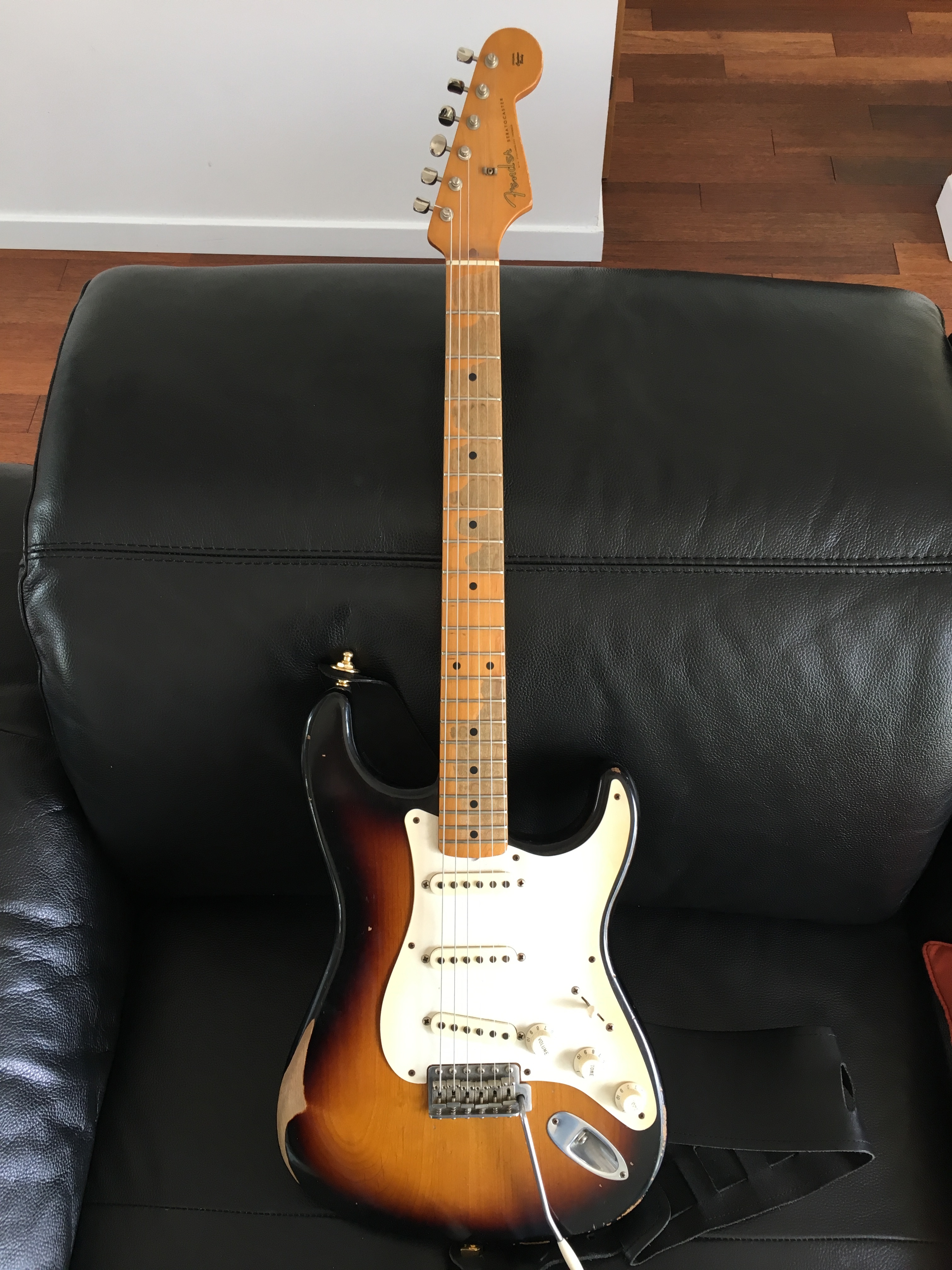 Fender Stratocaster Road Worn 50's 2009, Sunburst 2 ton maple (Ilede