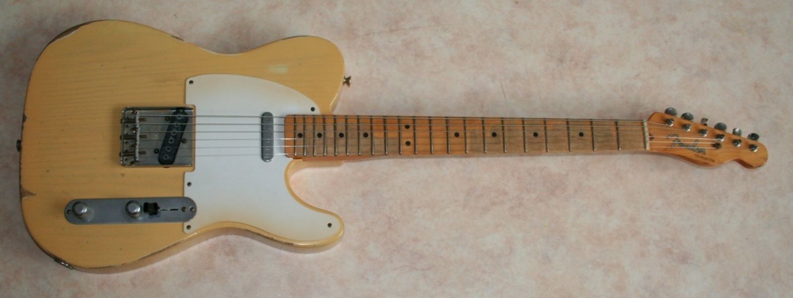 Fender Road Worn 