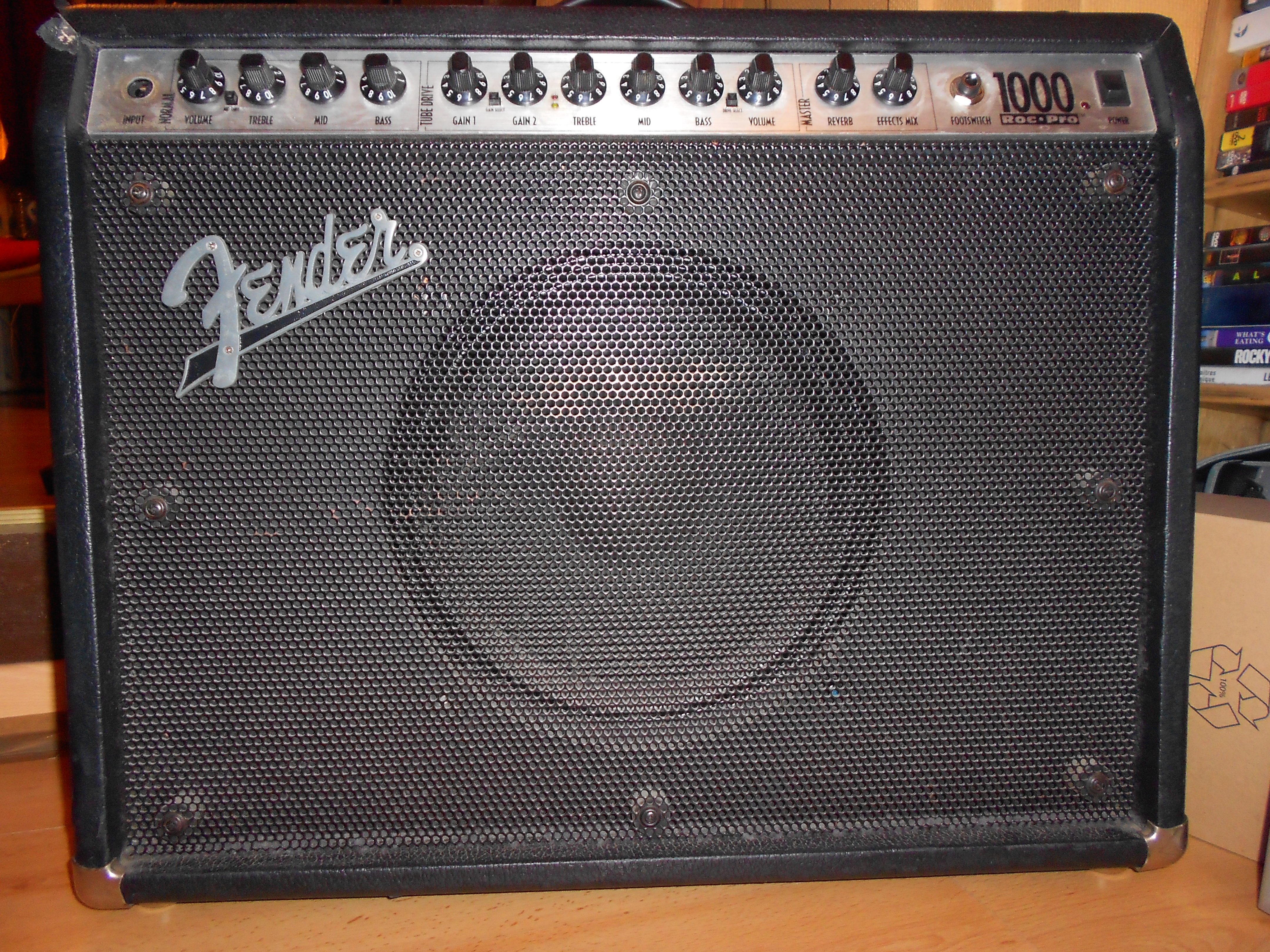 Photo Fender Roc Pro 1000 Fender Roc Pro 1000 (29628) (517376