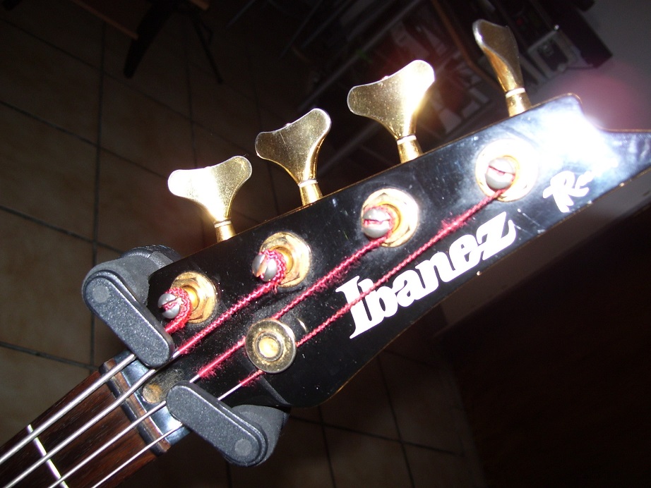 ROC PRO 700 Fender Roc Pro 700 Audiofanzine