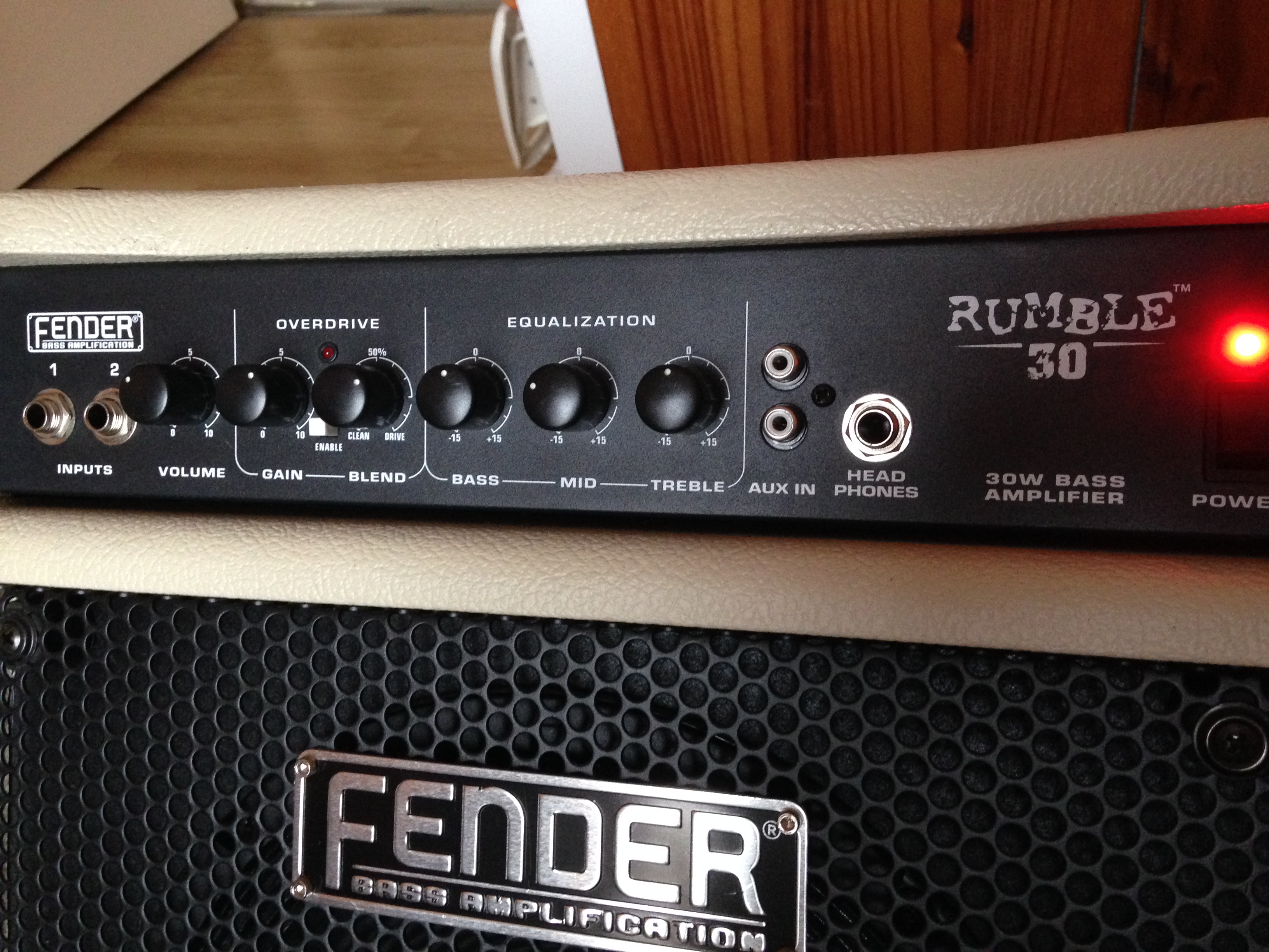Rumble 30 Combo Fender Rumble 30 Combo Audiofanzine