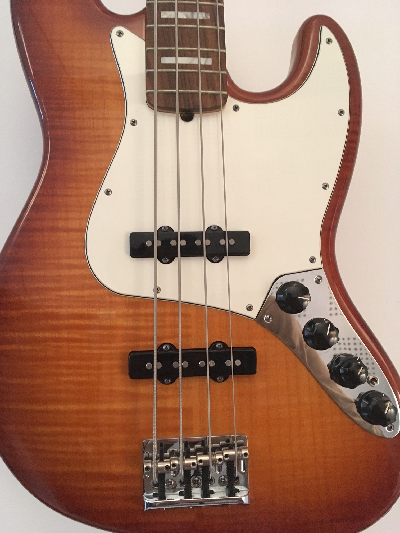 Photo Fender Select Active Jazz Bass Fender Select Active Jazz Bass