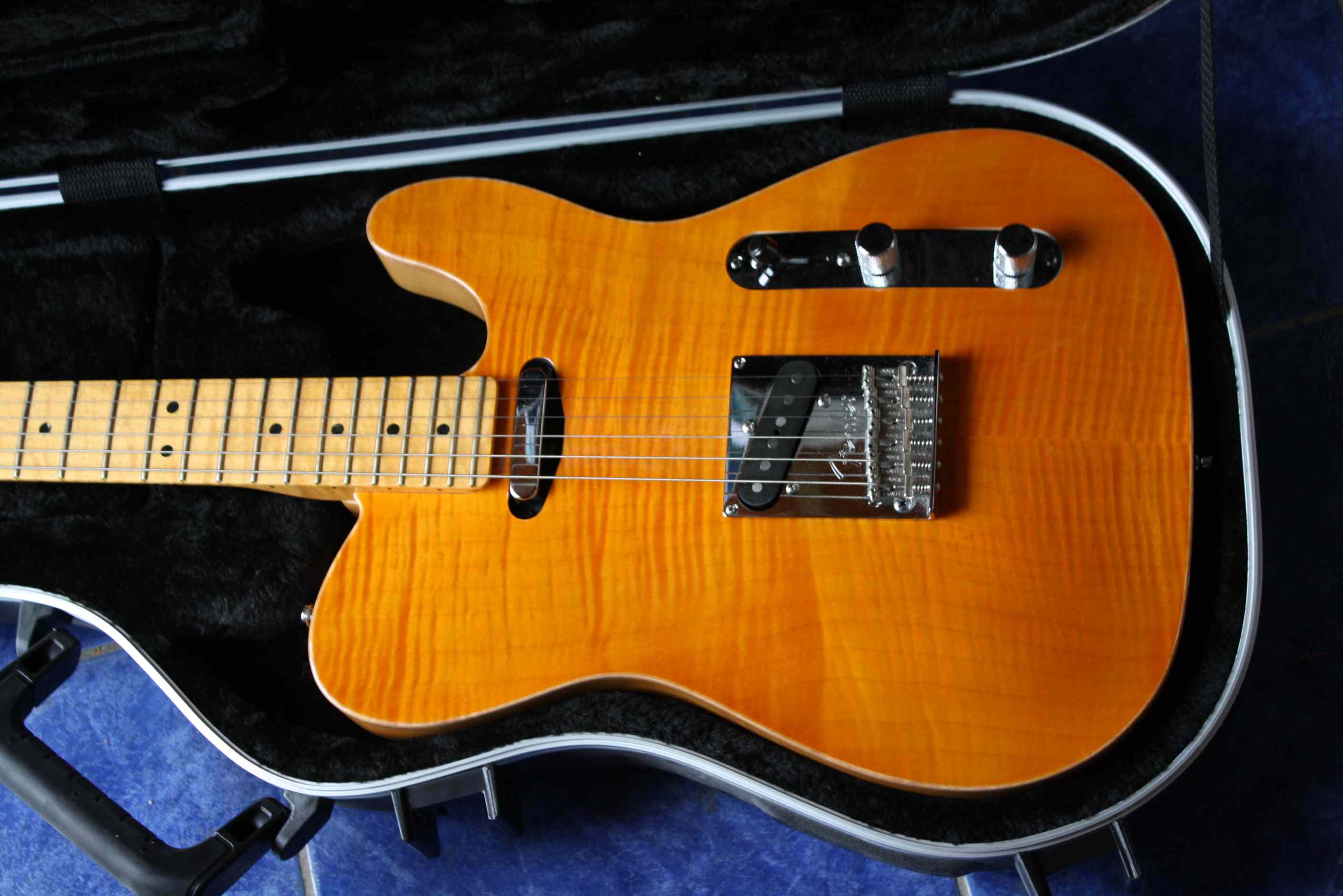 Photo Fender Select Carved Maple Top Telecaster Fender Select Carved