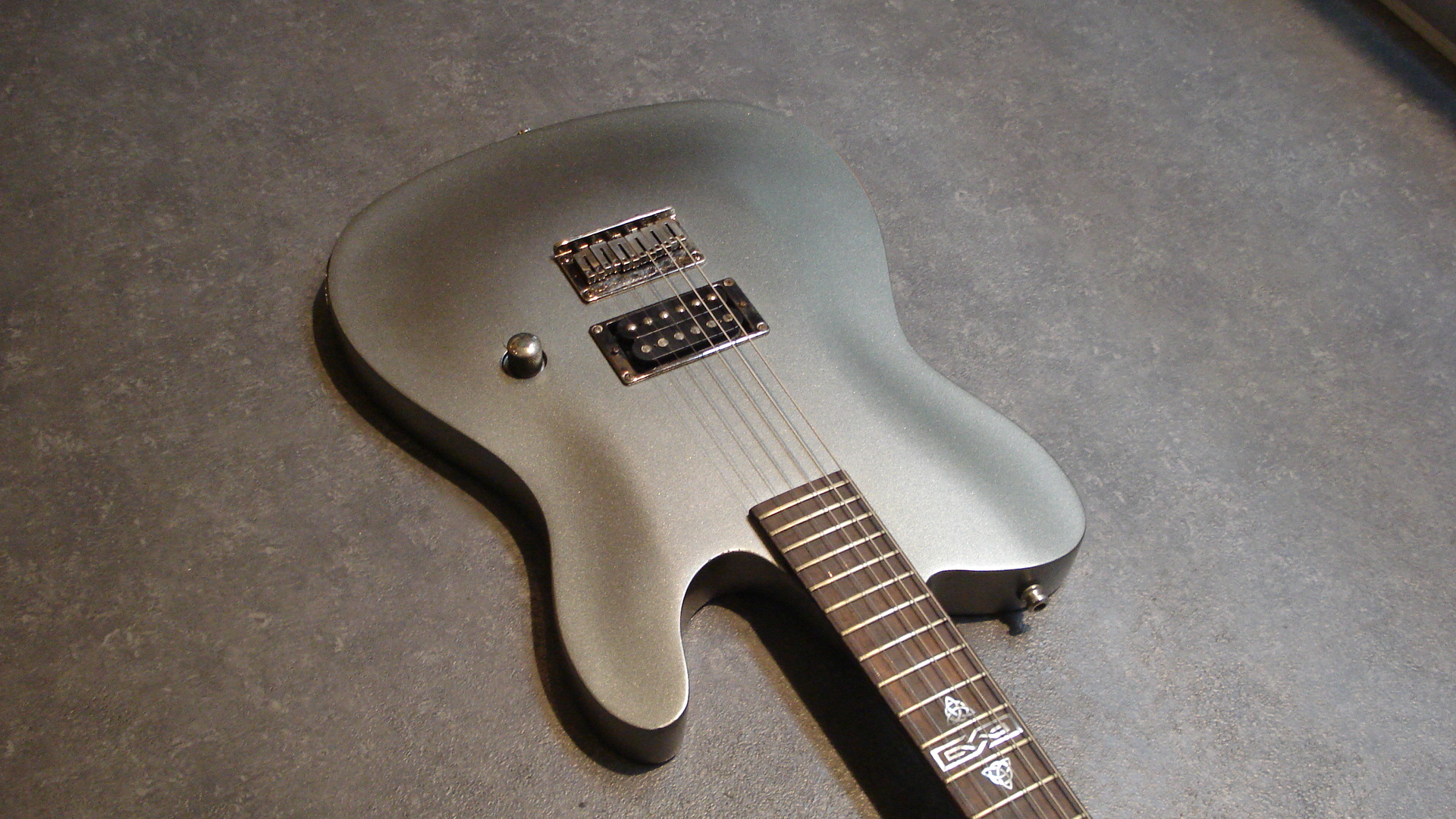 Special Edition Esquire Custom Celtic Fender Audiofanzine