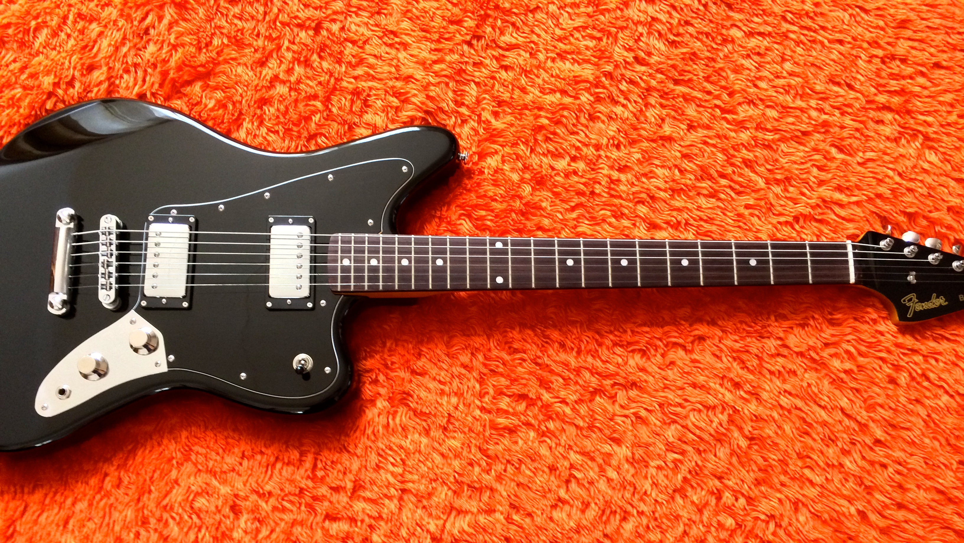 Photo Fender Special Edition Jaguar Baritone HH Fender Special