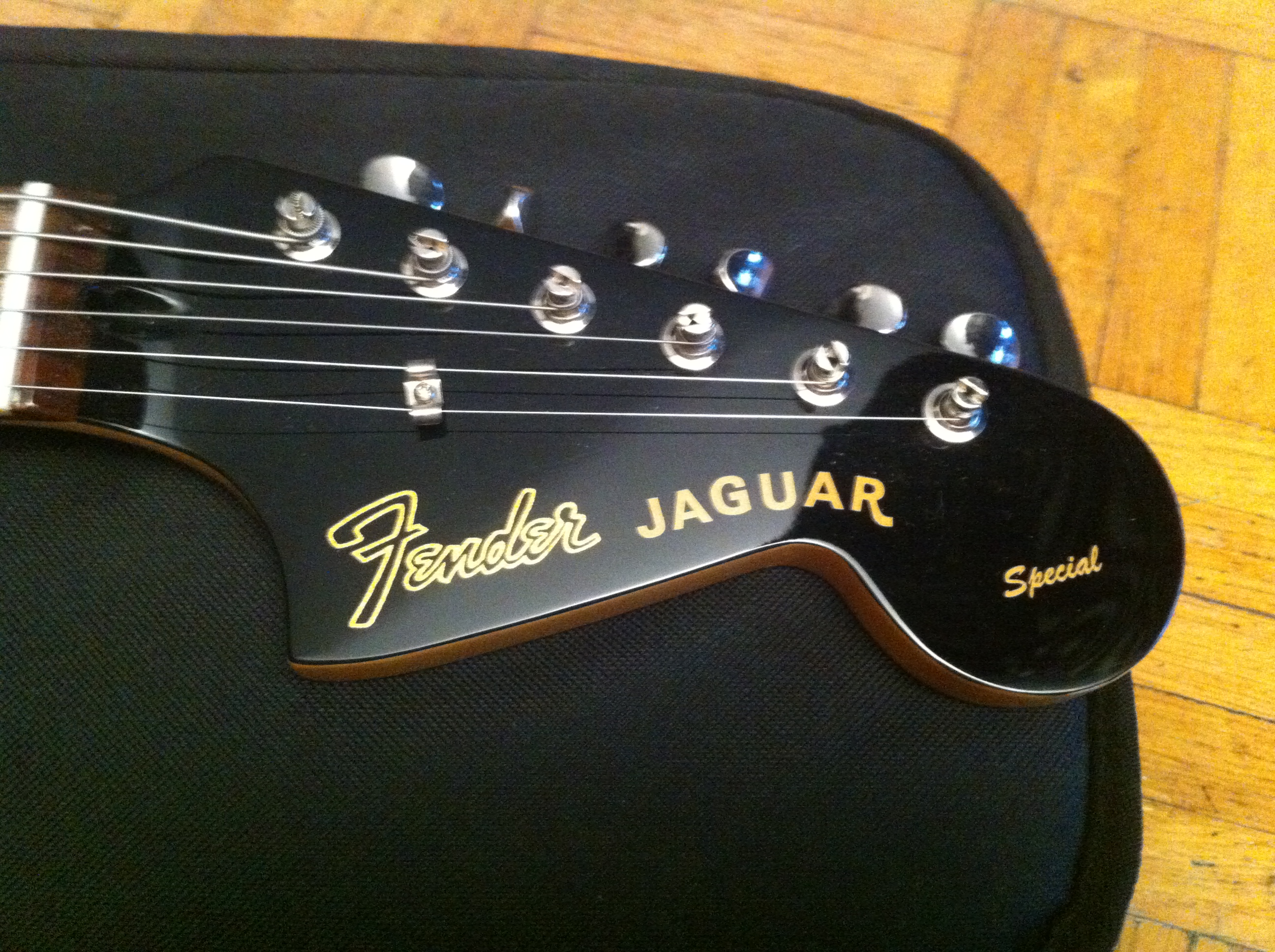Photo Fender Special Edition Jaguar HH Fender Special Edition Jaguar