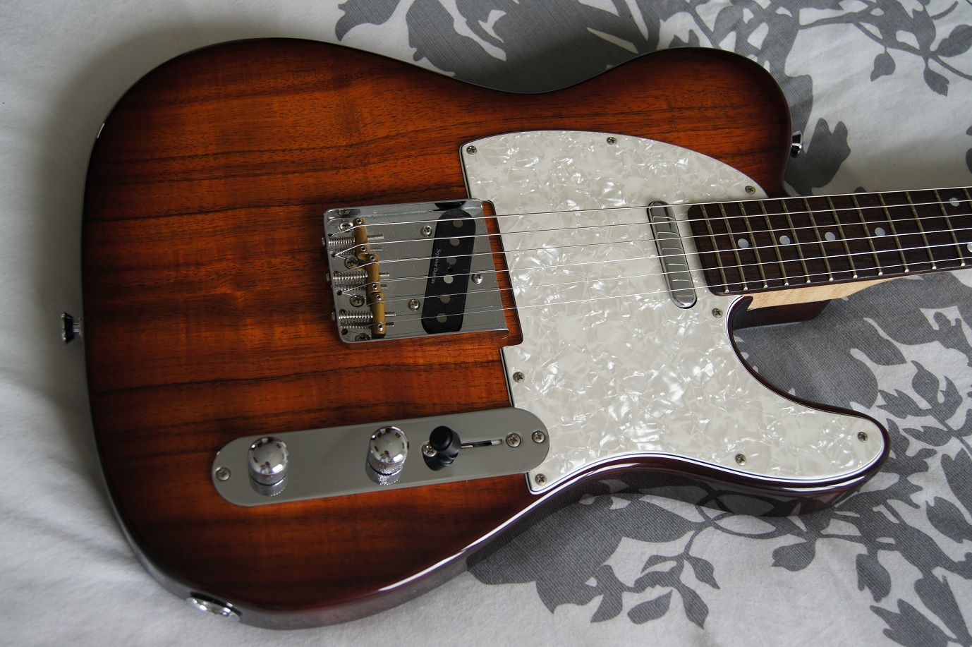 Fender Special Edition Koa Telecaster image (229990) Audiofanzine