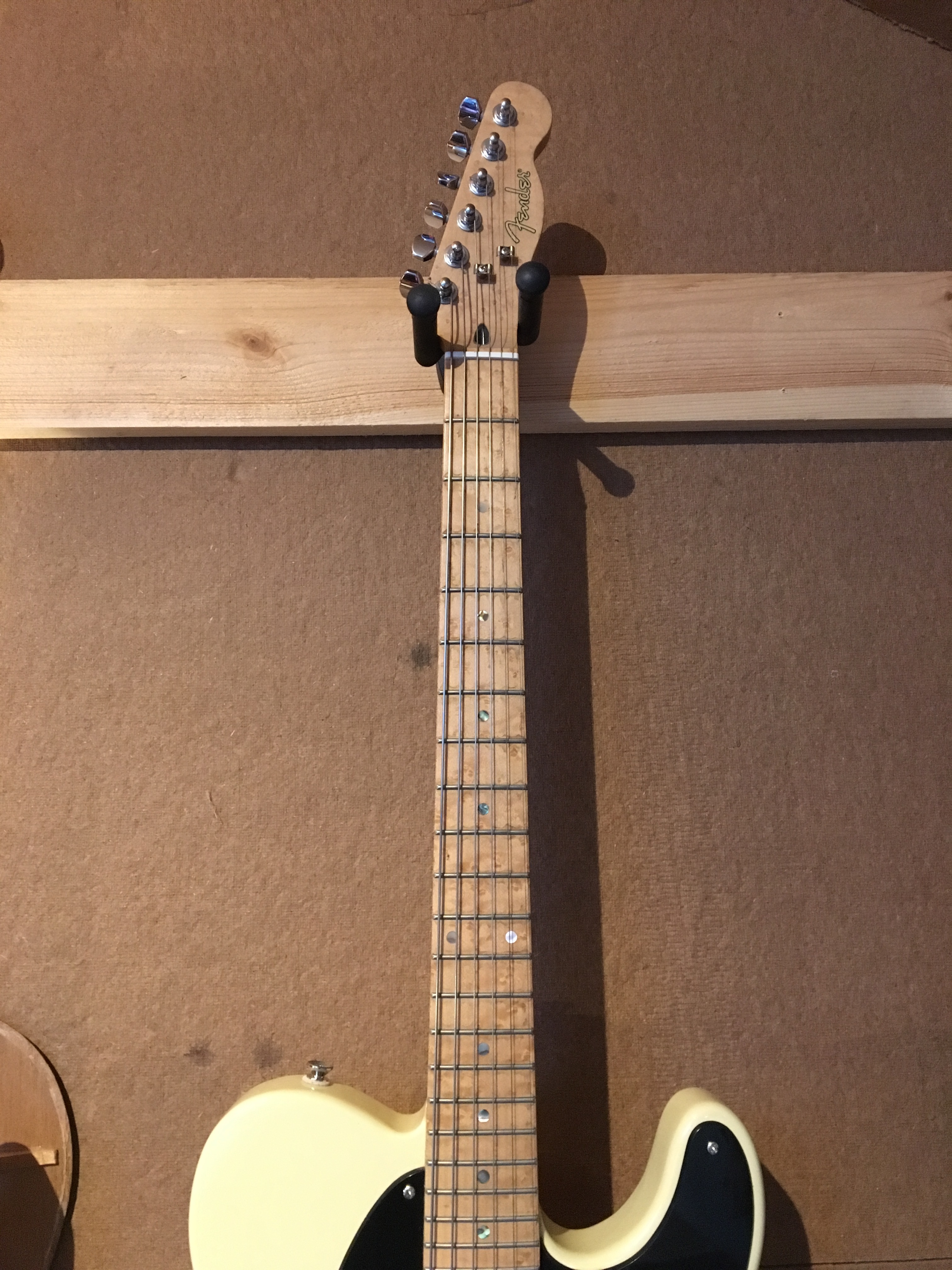 Special Edition Lite Ash Telecaster Fender Audiofanzine