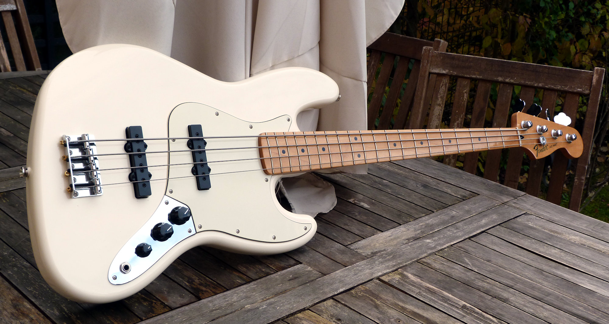 Photo Fender Standard Jazz Bass [2009Current] Fender Standard Jazz