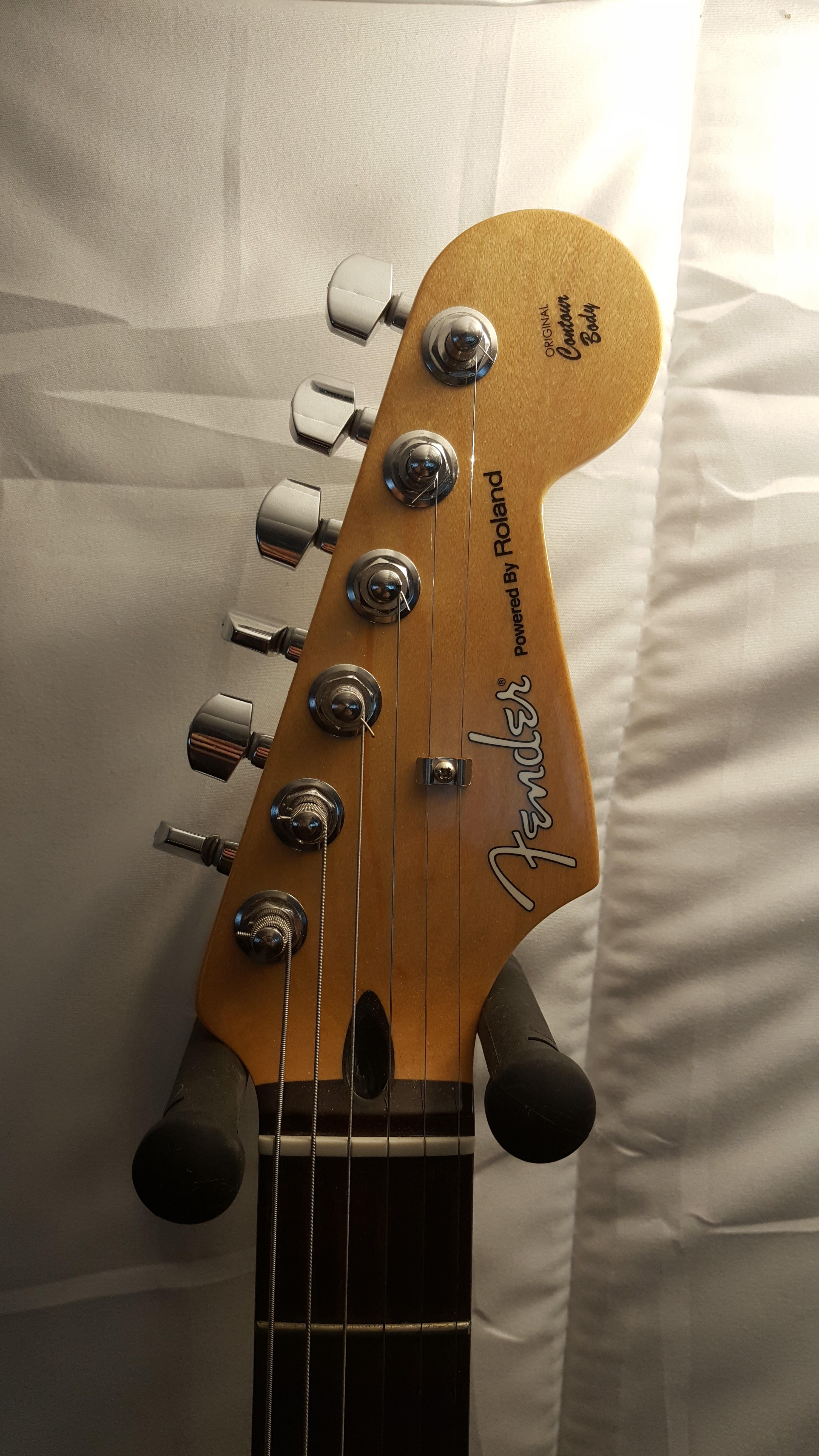 Standard Roland Ready Stratocaster [20092011] Fender Audiofanzine