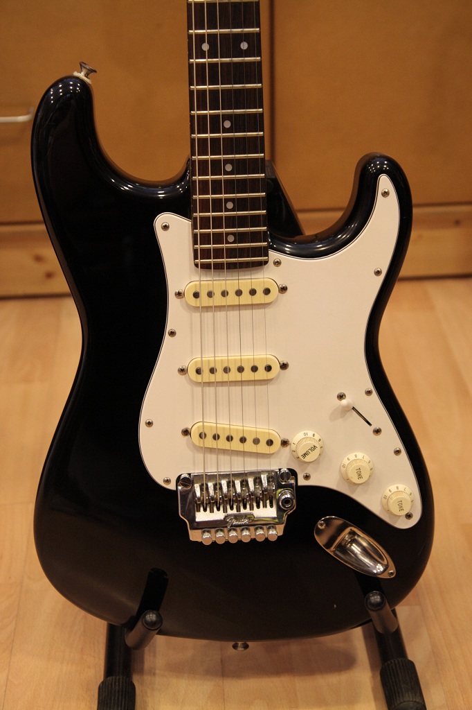 how to date a japanese fender stratocaster