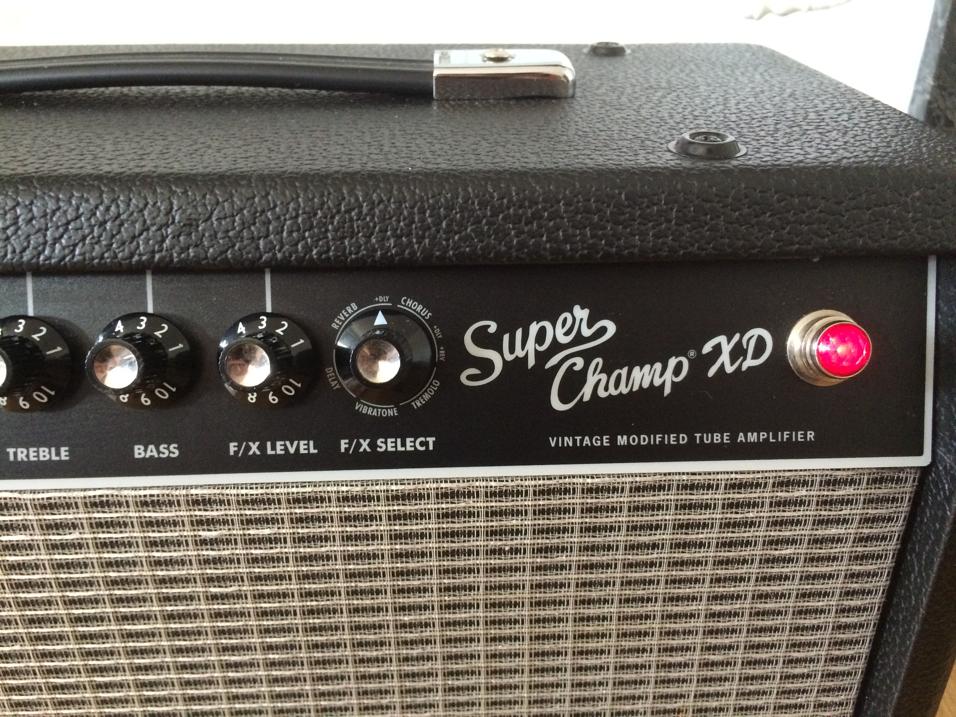 Photo Fender Super Champ XD Fender Super Champ XD (39198) (1163759