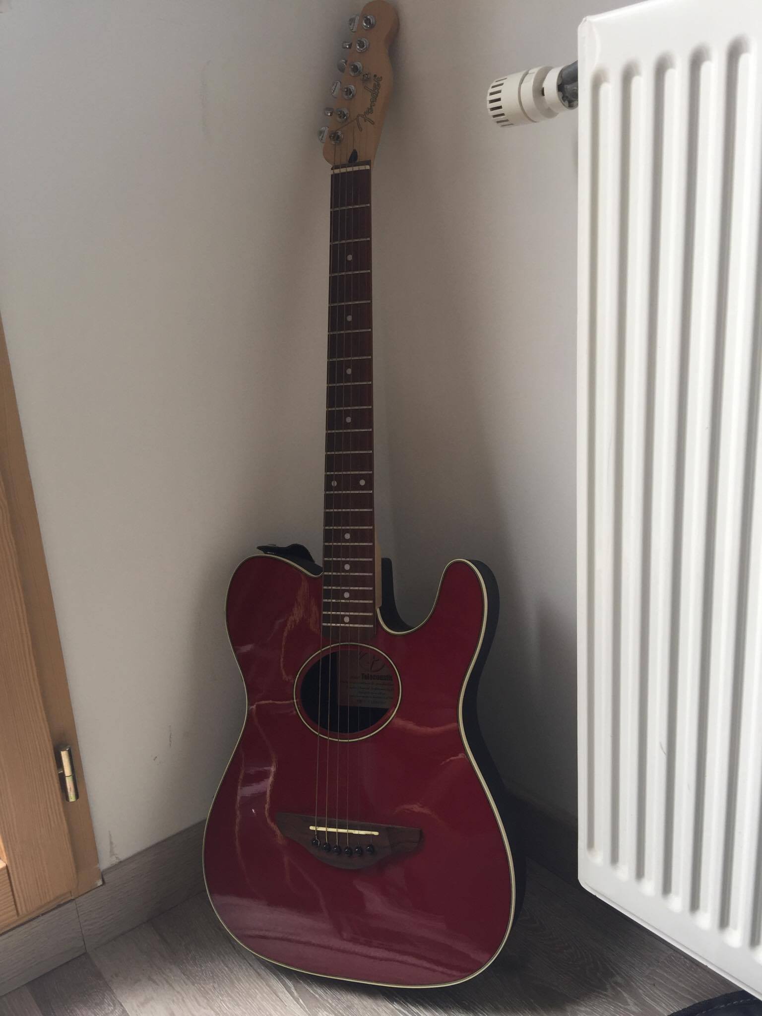 TELECOUSTIC DELUXE Fender Telecoustic Deluxe Audiofanzine