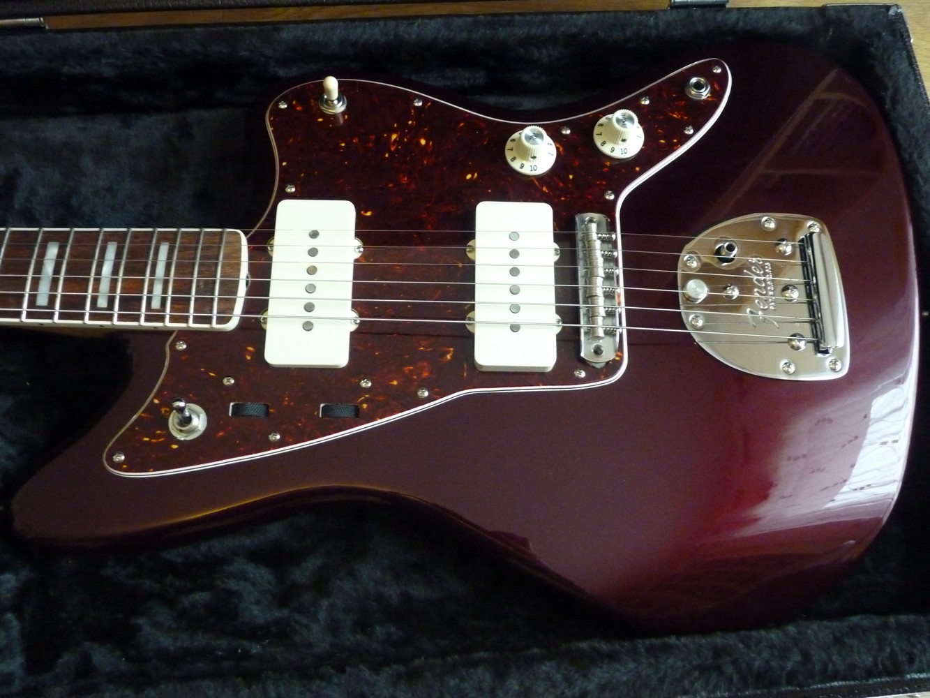 Troy Van Leeuwen Jazzmaster Fender - Audiofanzine