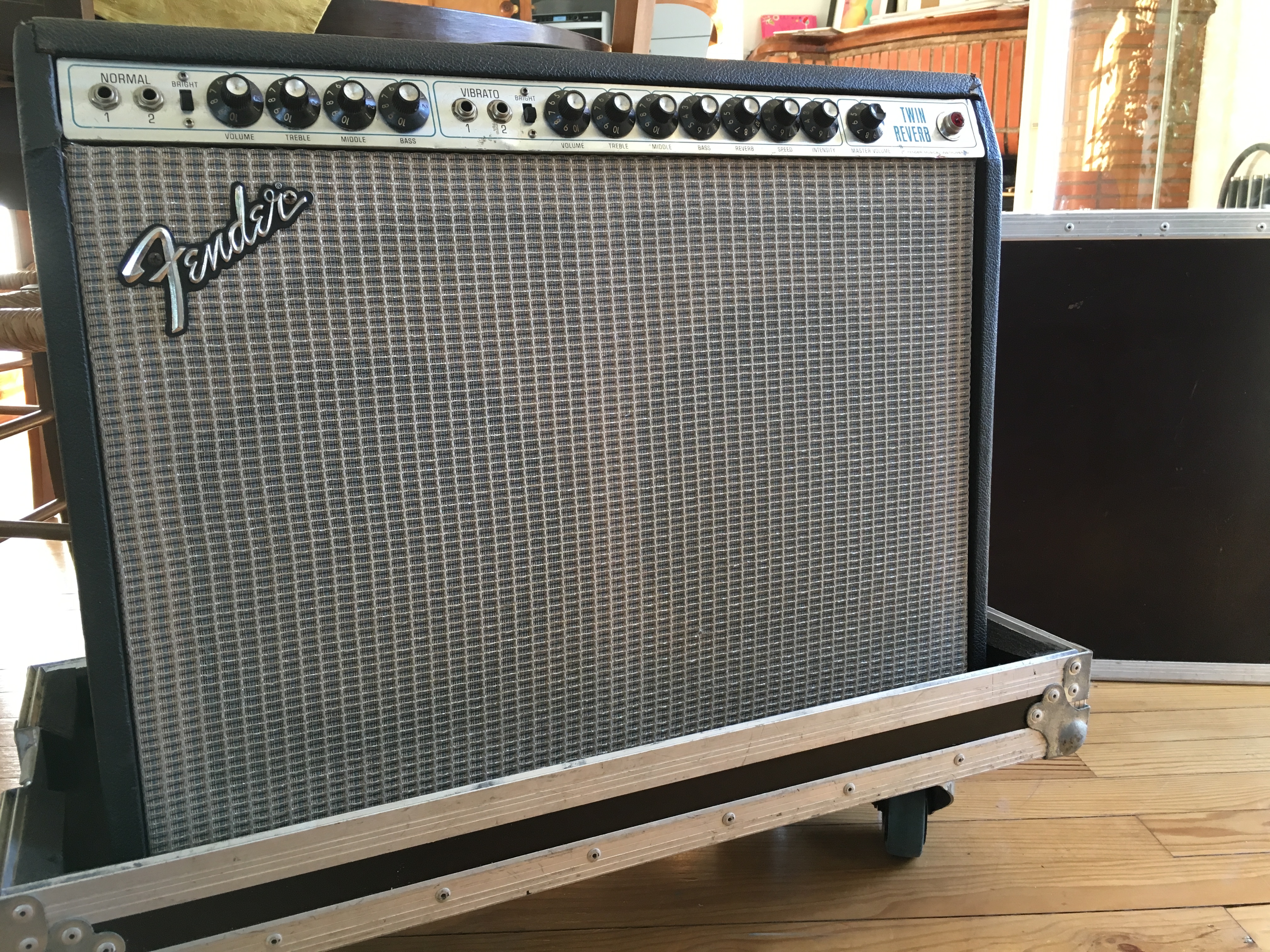 Fender Twin Reverb "Silverface" [19681982] image (1541902) Audiofanzine