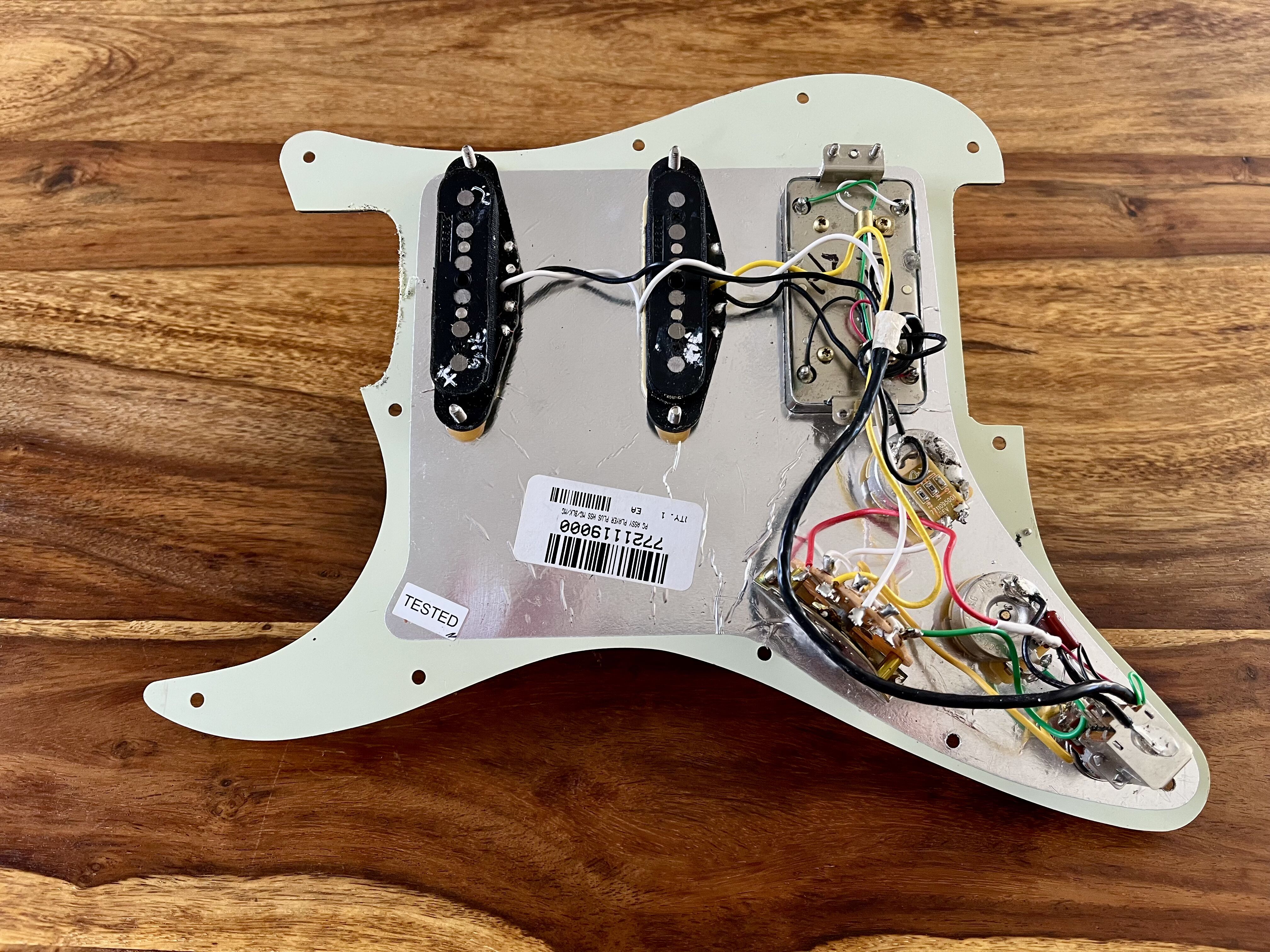 Ultra Noiseless Hot Stratocaster Pickup Set Fender Audiofanzine