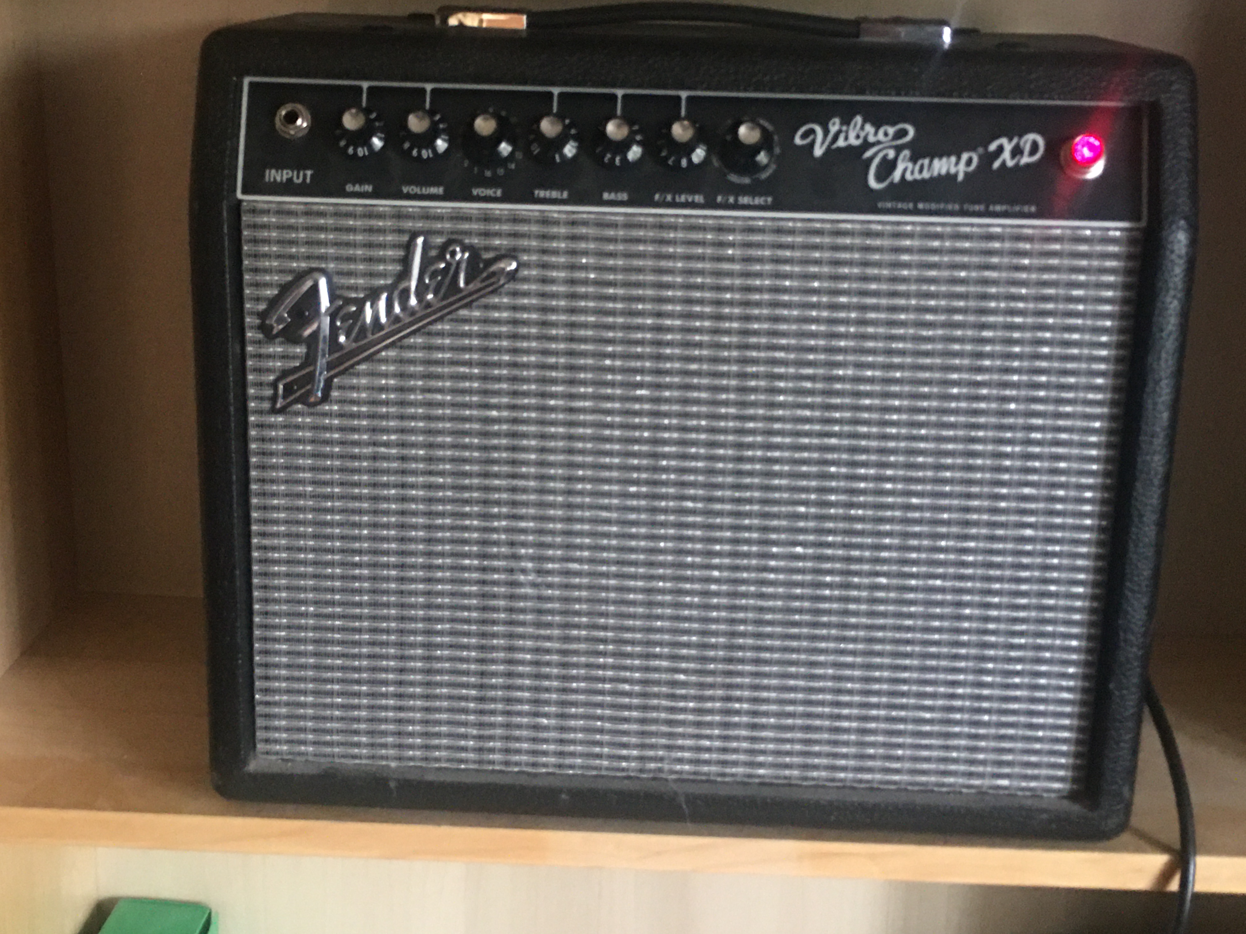 thumbnail image 2 of Vacuum Tube Set For Fender Vibro-Champ XD - JJ Electronics 12AX7 & 6V6 Tube Replacement Kit 2 of 10