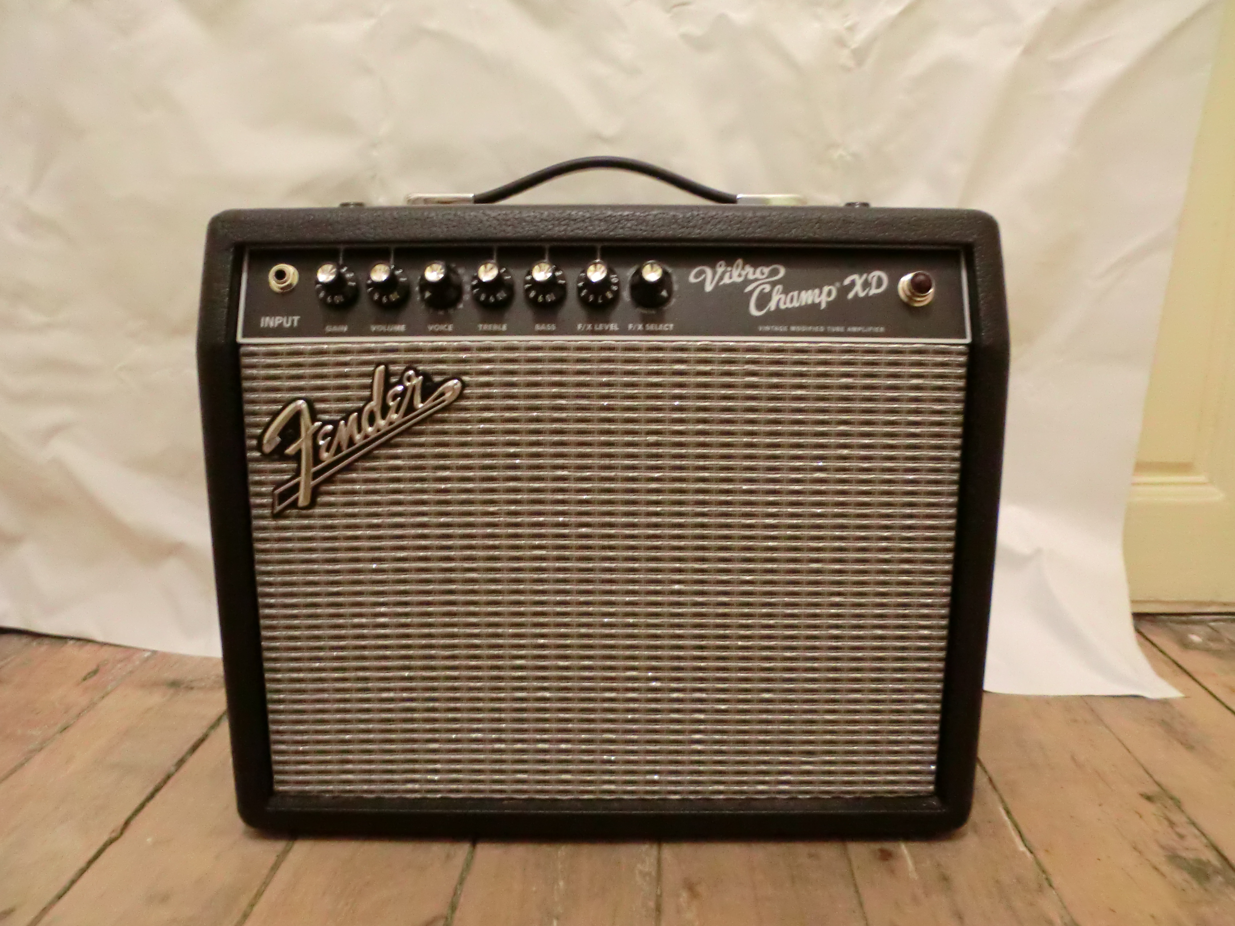 Photo Fender Vibro Champ XD Fender Vibro Champ XD (28101) (761811) Audiofanzine