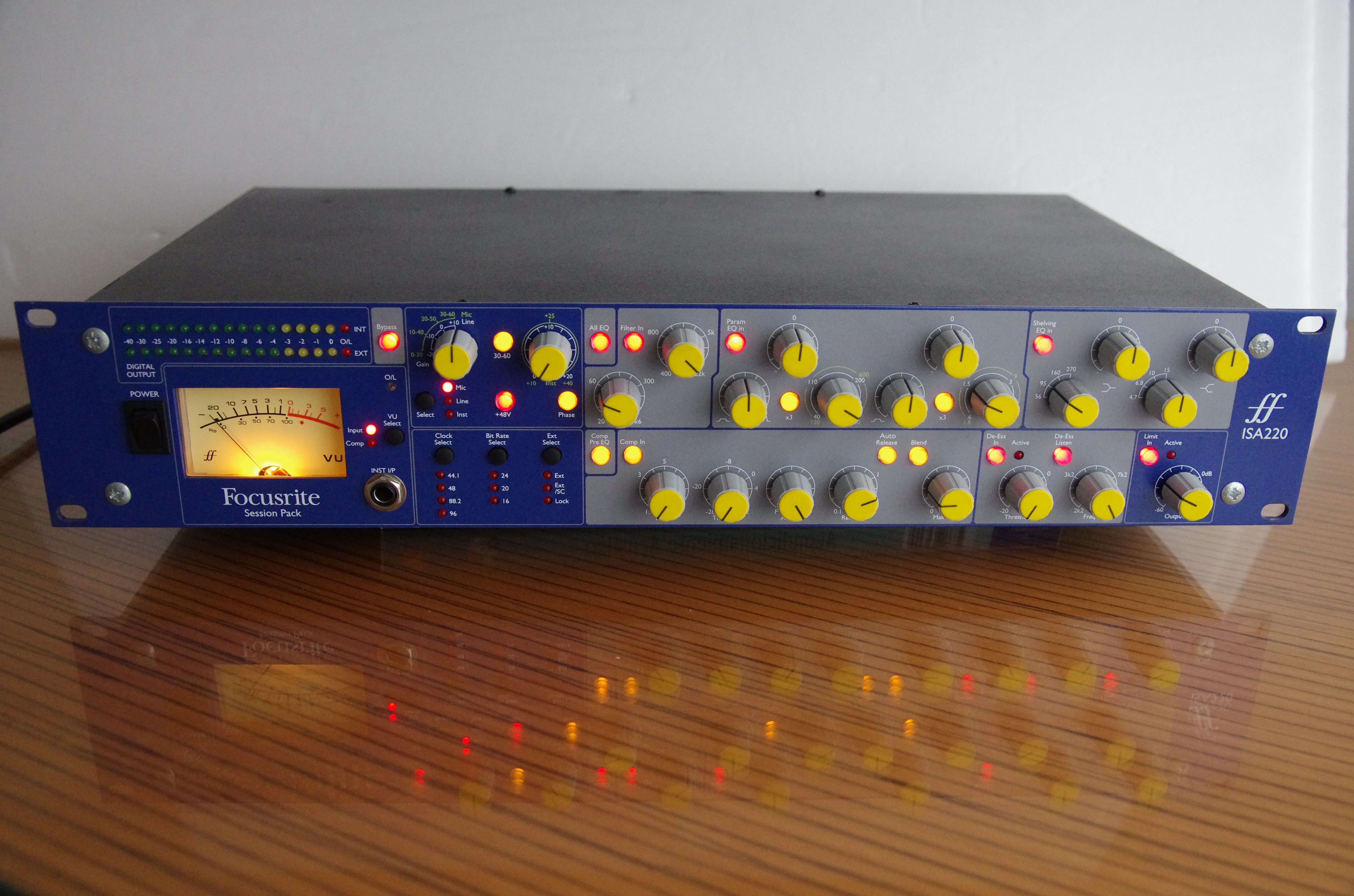 Photo Focusrite ISA 220 Focusrite ISA 220 (49656) (1644128