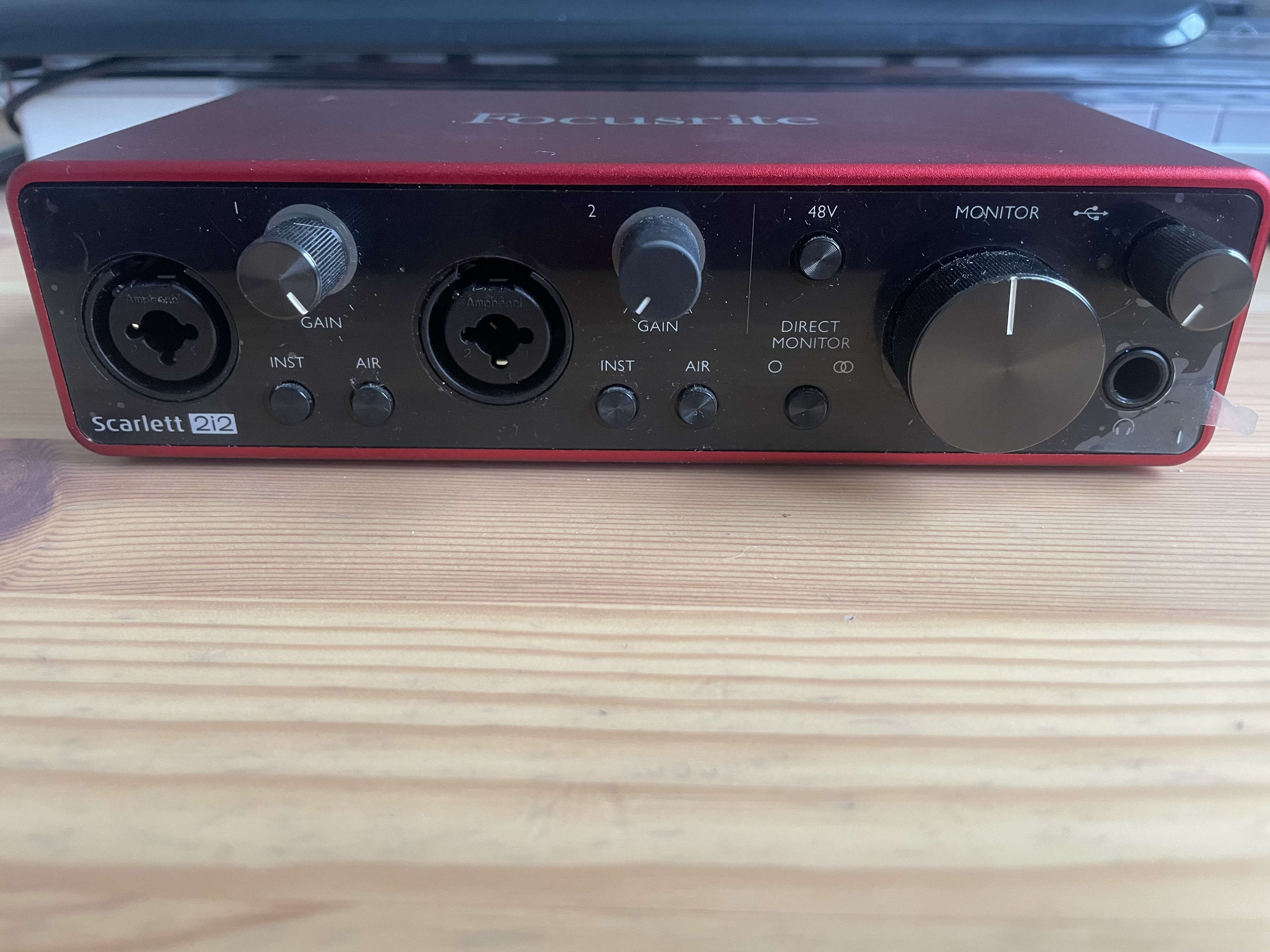 SCARLETT 2I2 Interface audio 3ème génération 2 entré +2 sortie