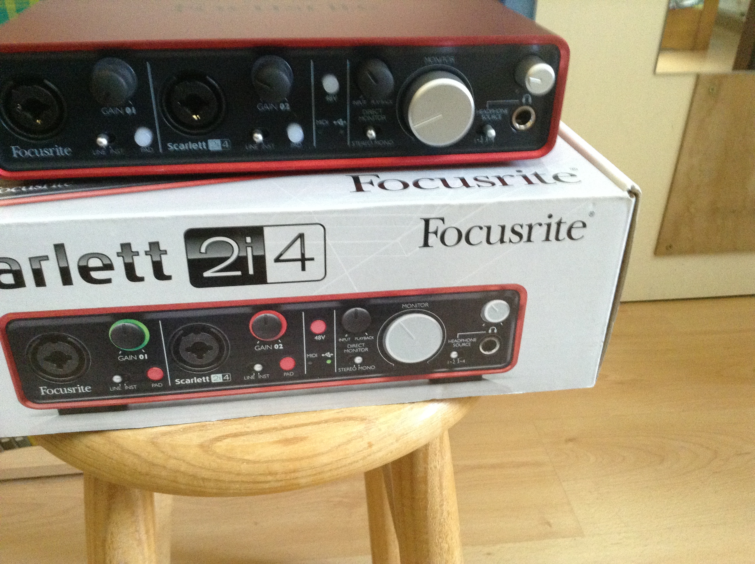 Focusrite Scarlett 2i4 - Audiofanzine