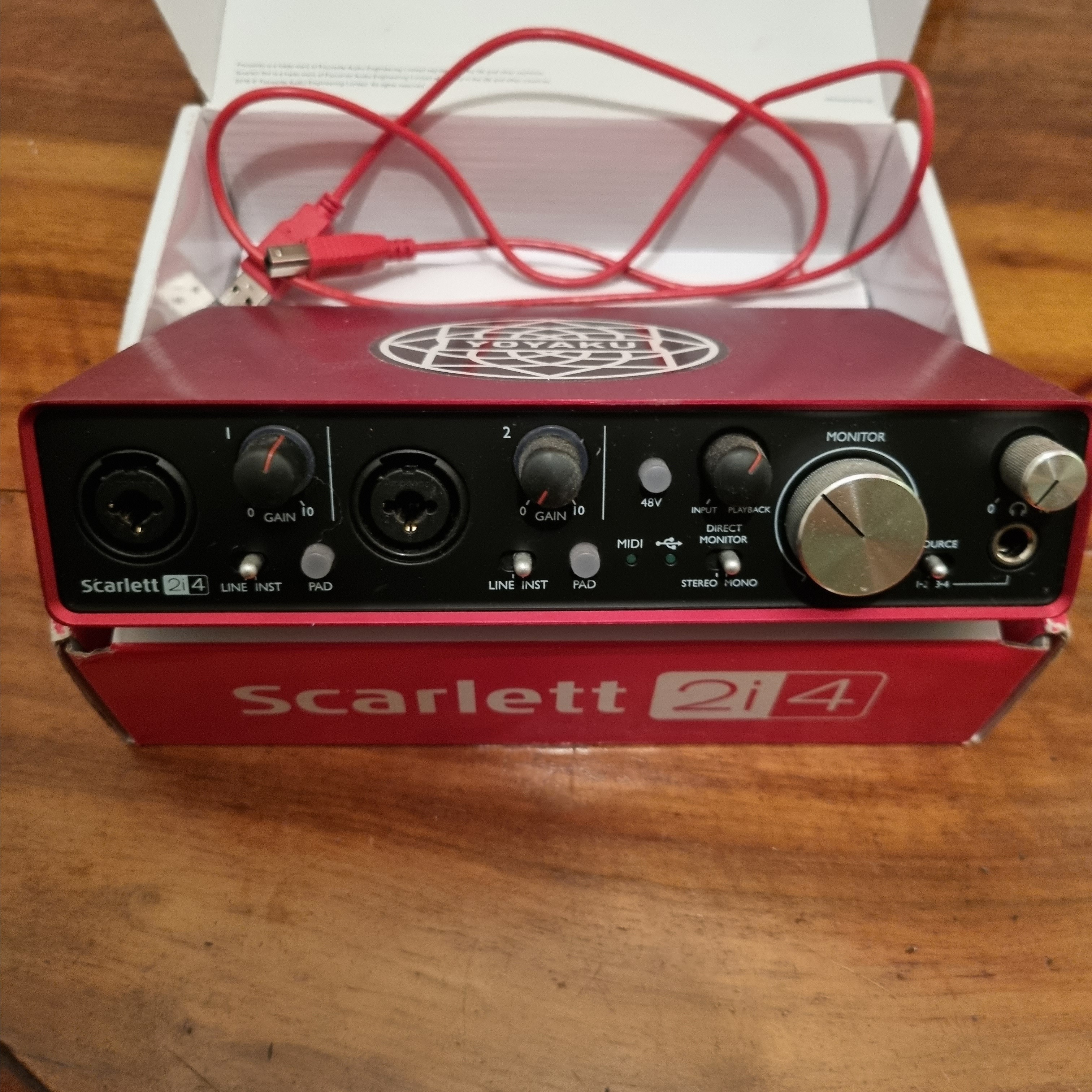Scarlett 2i4 - Focusrite Scarlett 2i4 - Audiofanzine
