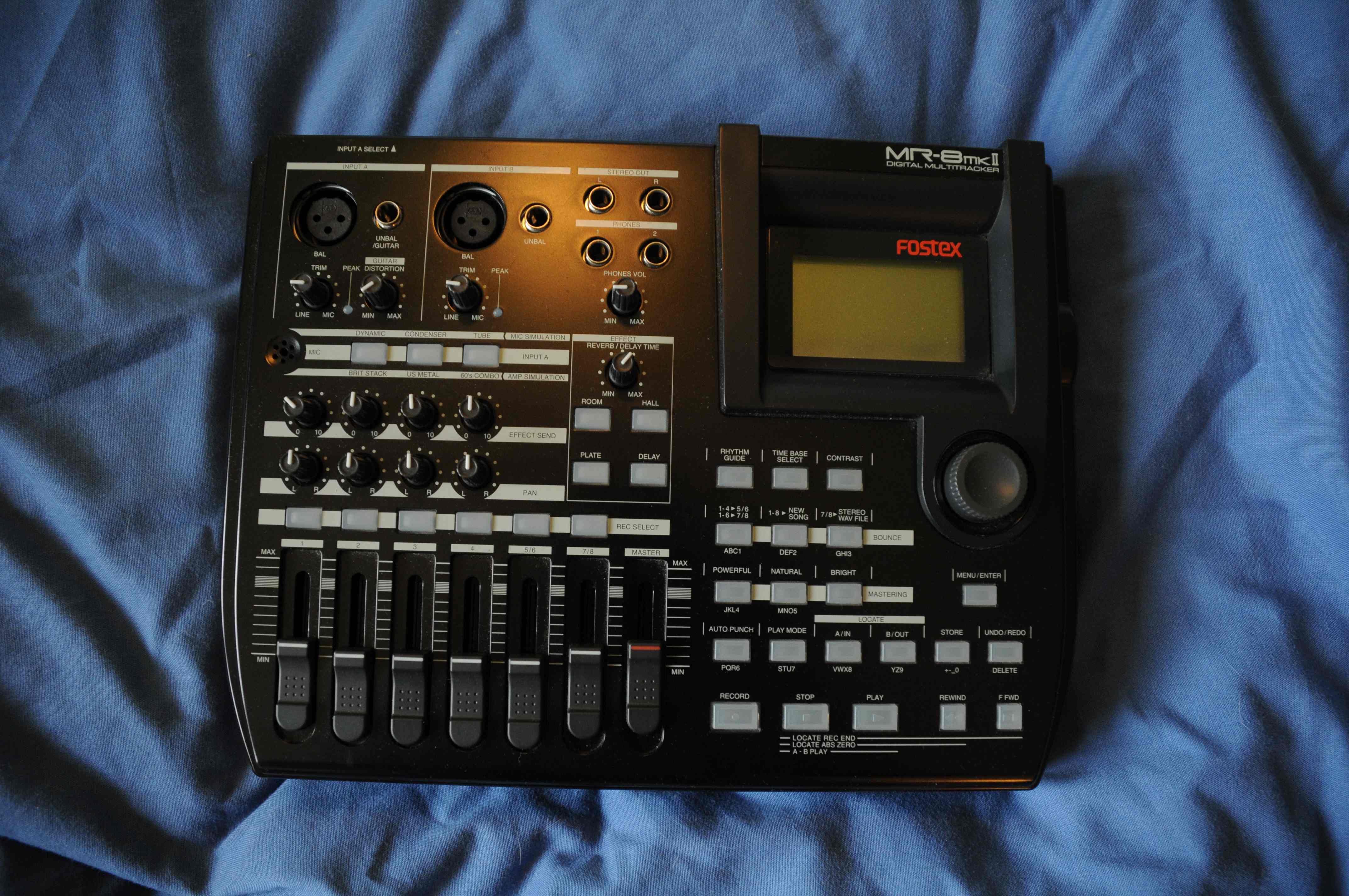 Photo Fostex MR-8 MkII : Fostex MR-8 MkII (85585) (#448052) - Audiofanzine