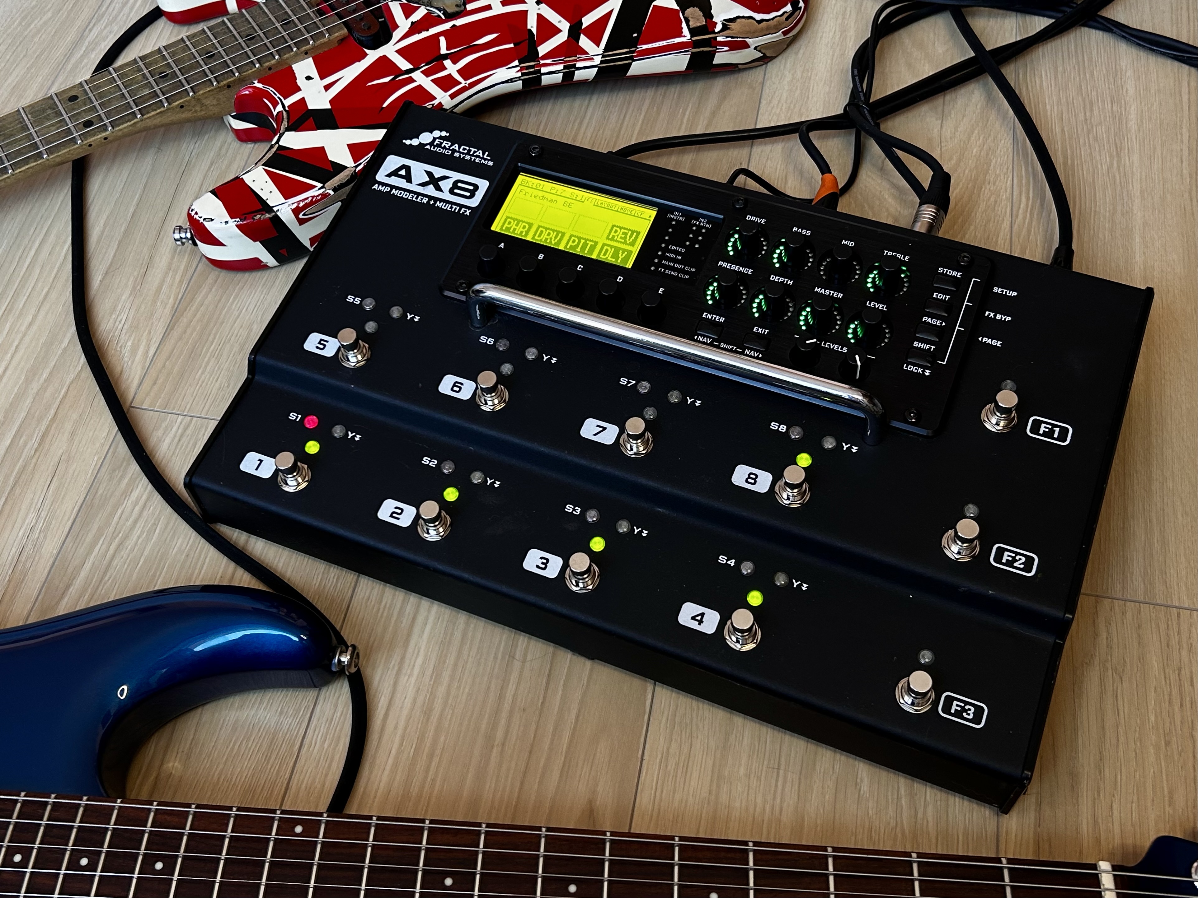AX8 - Fractal Audio Systems AX8 - Audiofanzine