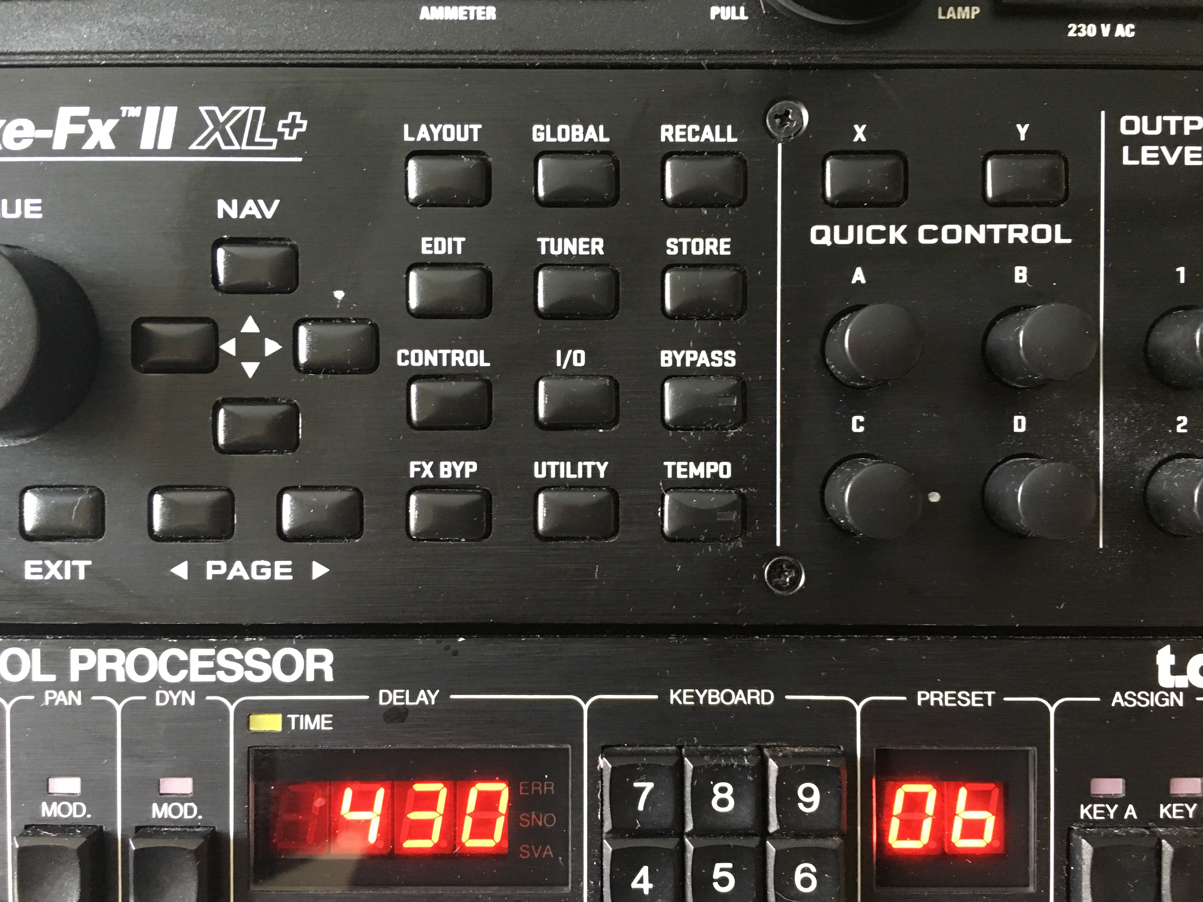 Photo Fractal Audio Systems AxeFx II XL Fractal Audio Systems AxeFx